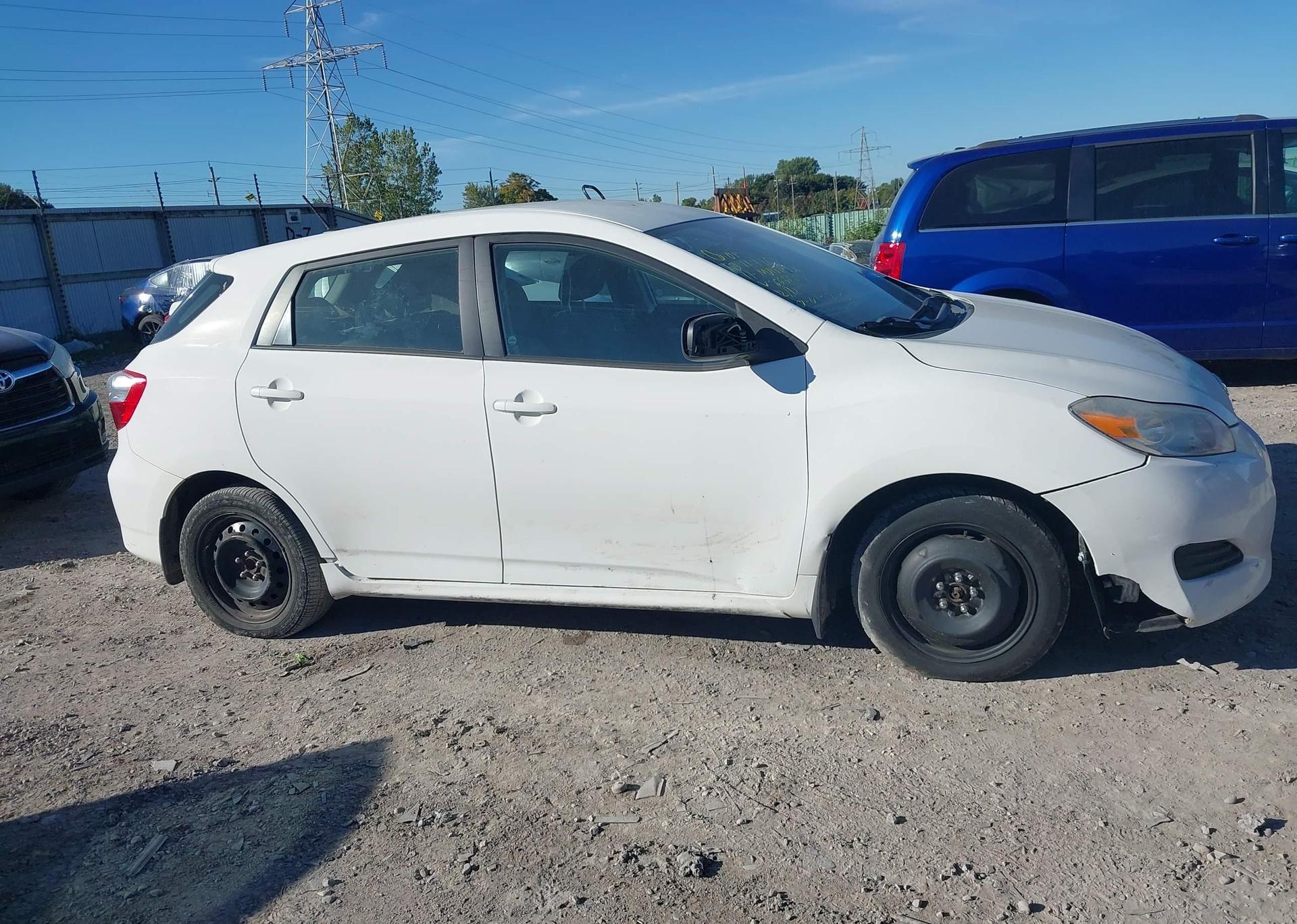 2011 TOYOTA MATRIX WAGON