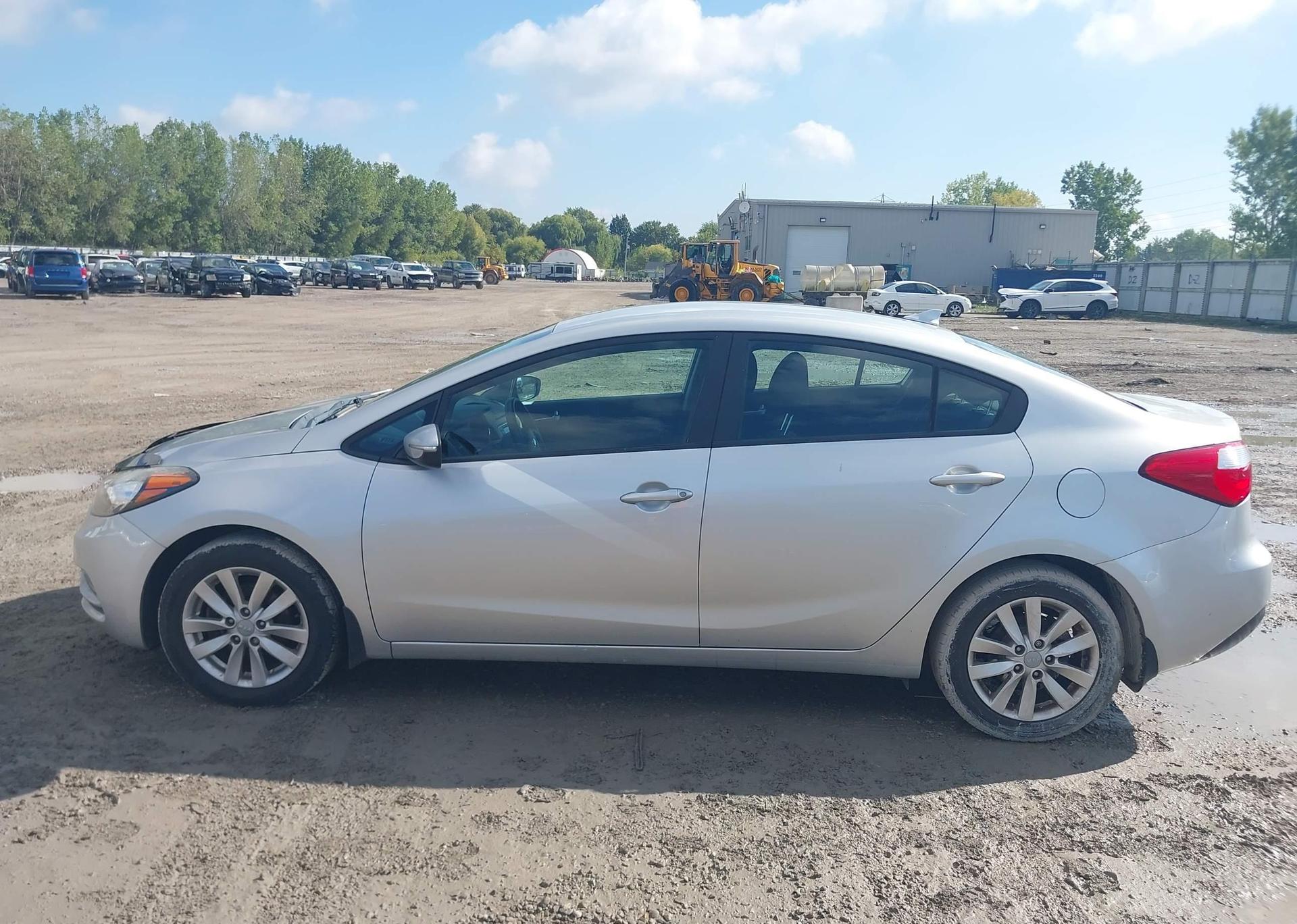 2014 KIA FORTE LX