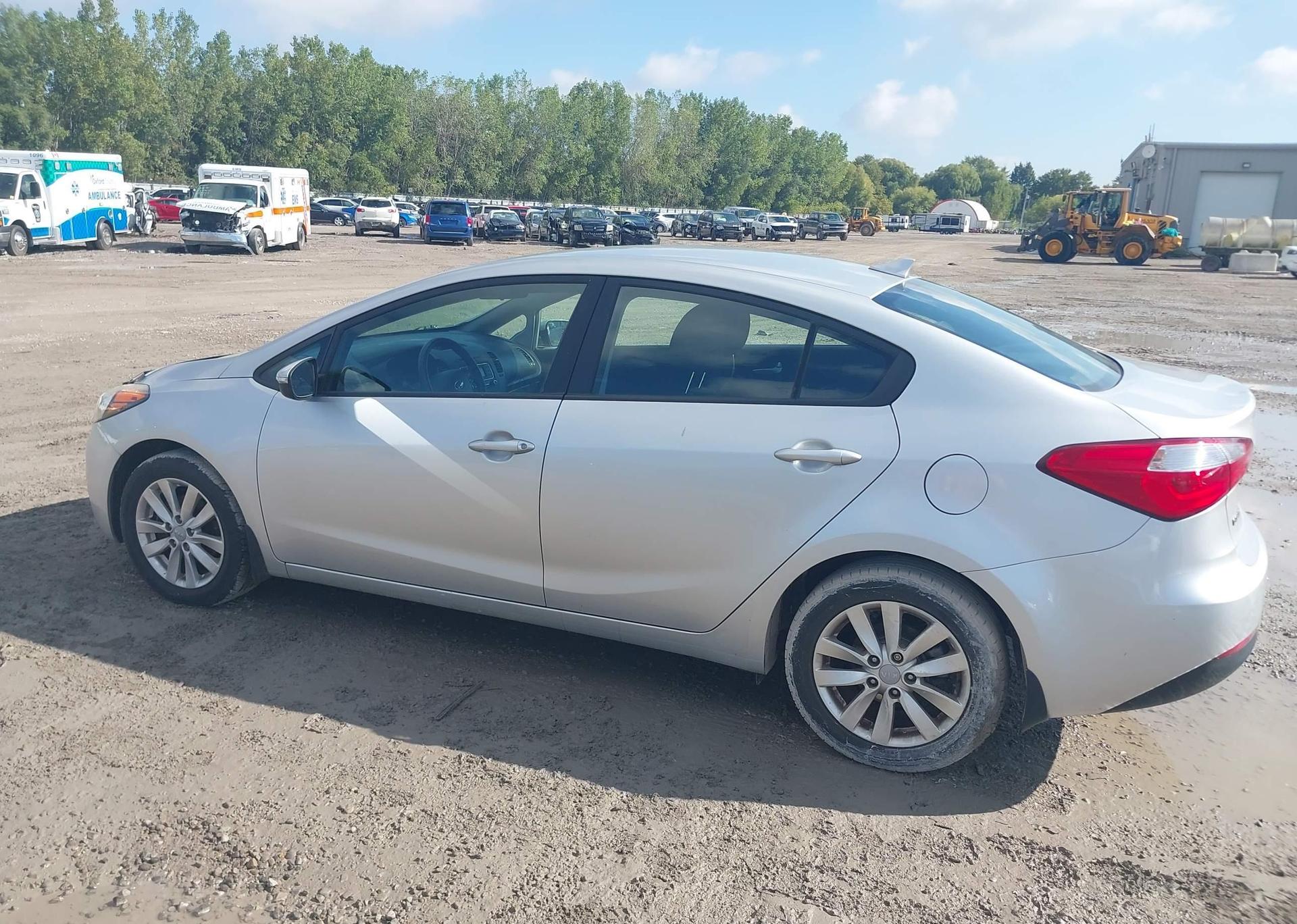 2014 KIA FORTE LX