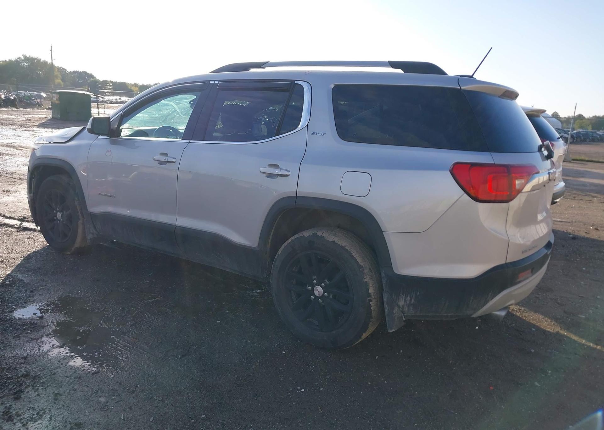 2017 GMC ACADIA SLT-1