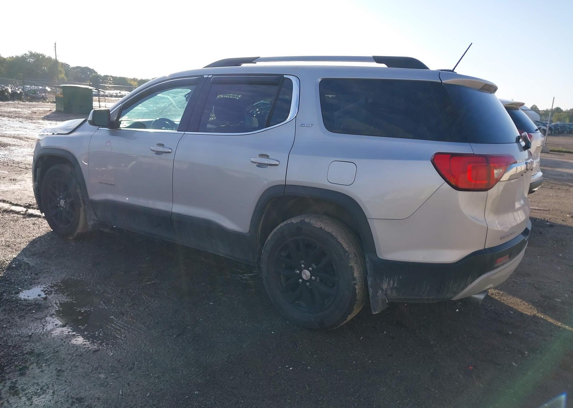 2017 GMC ACADIA SLT-1