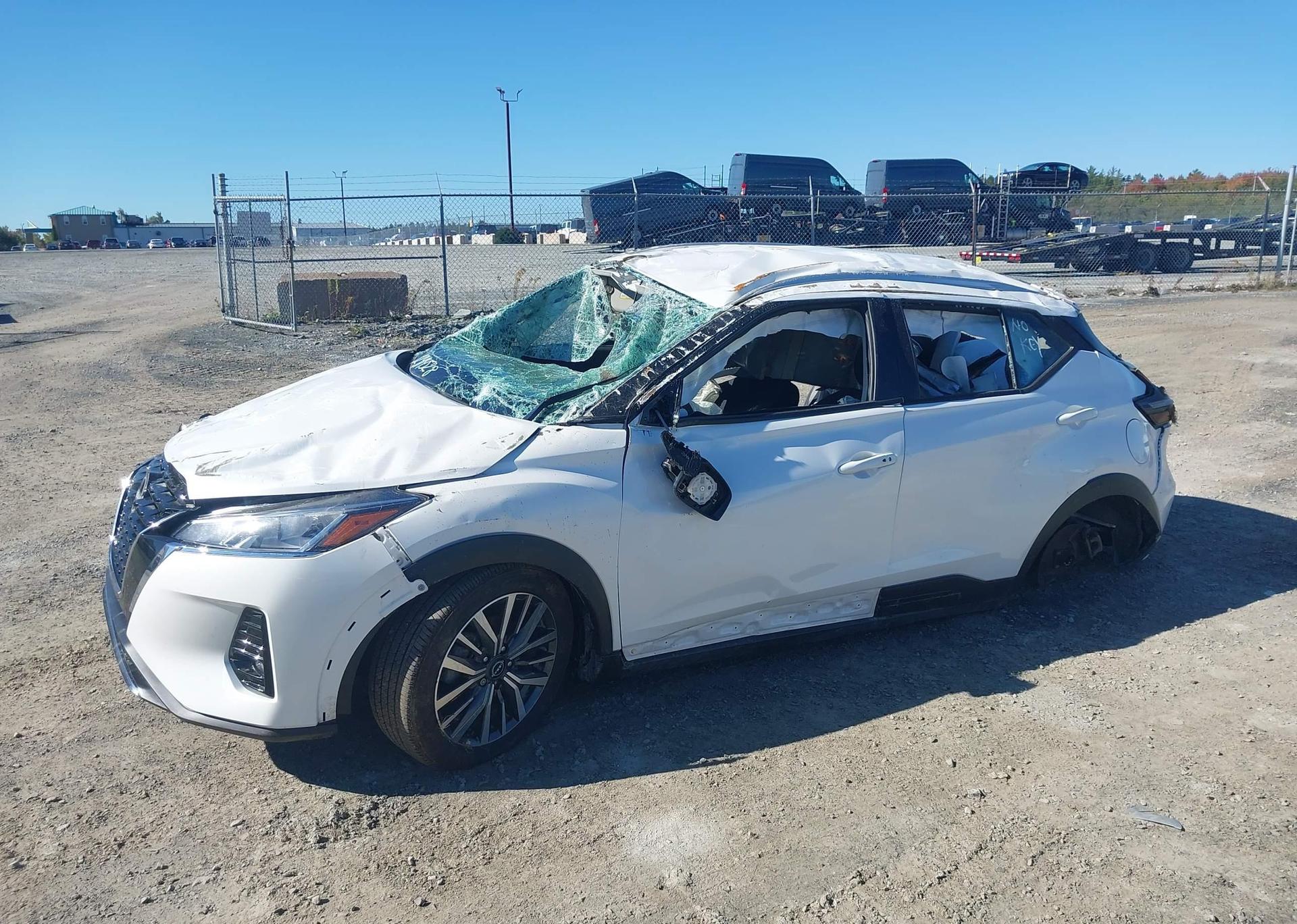 2024 NISSAN KICKS SV