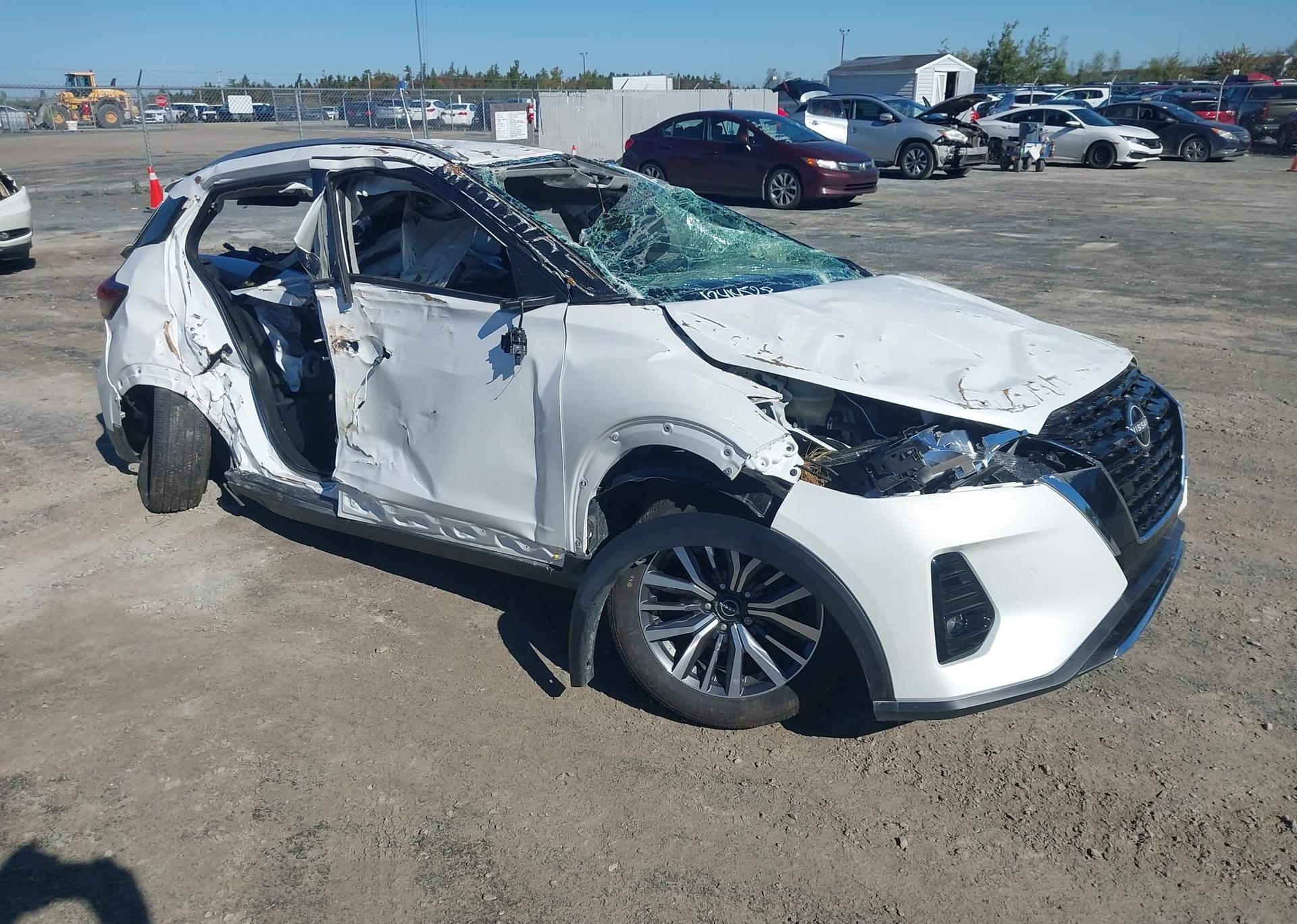 2024 NISSAN KICKS SV