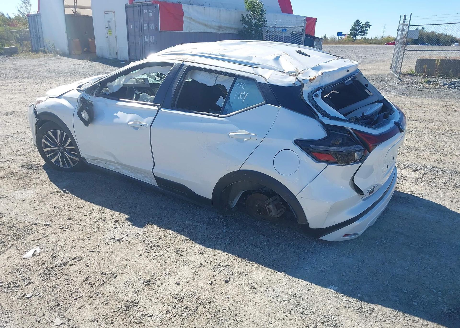 2024 NISSAN KICKS SV