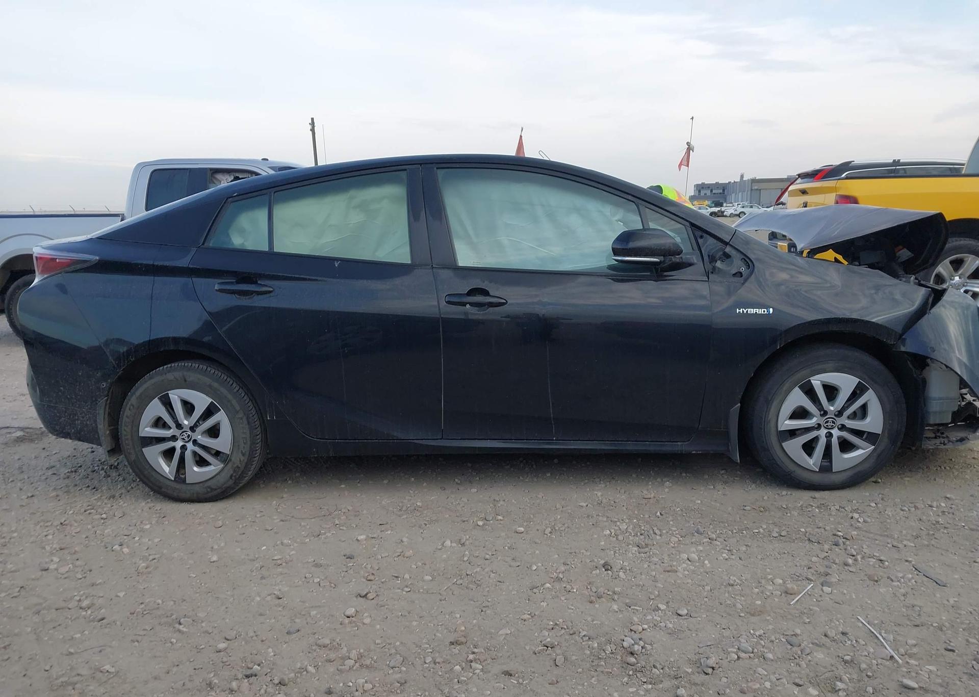2018 TOYOTA PRIUS