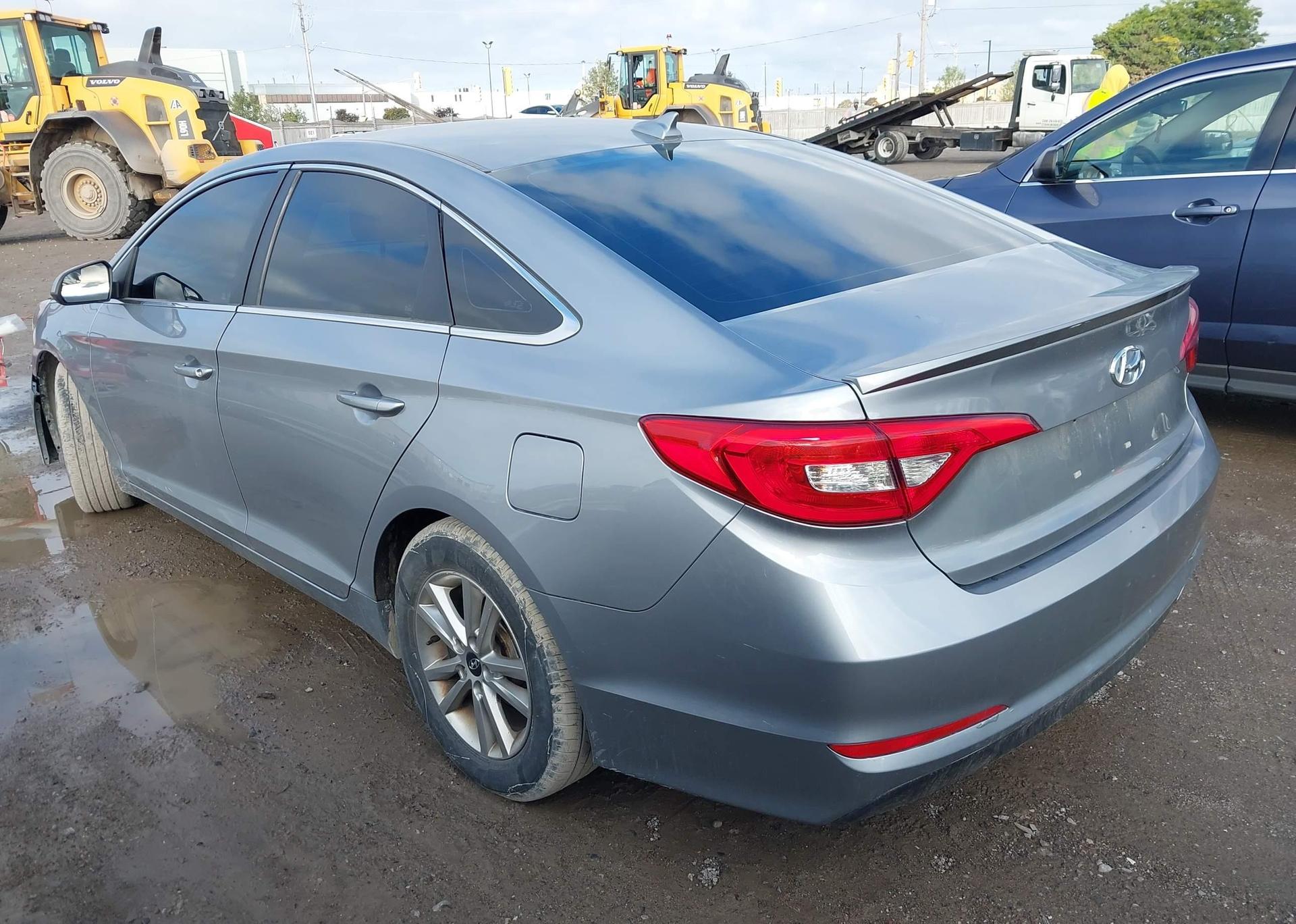 2015 HYUNDAI SONATA