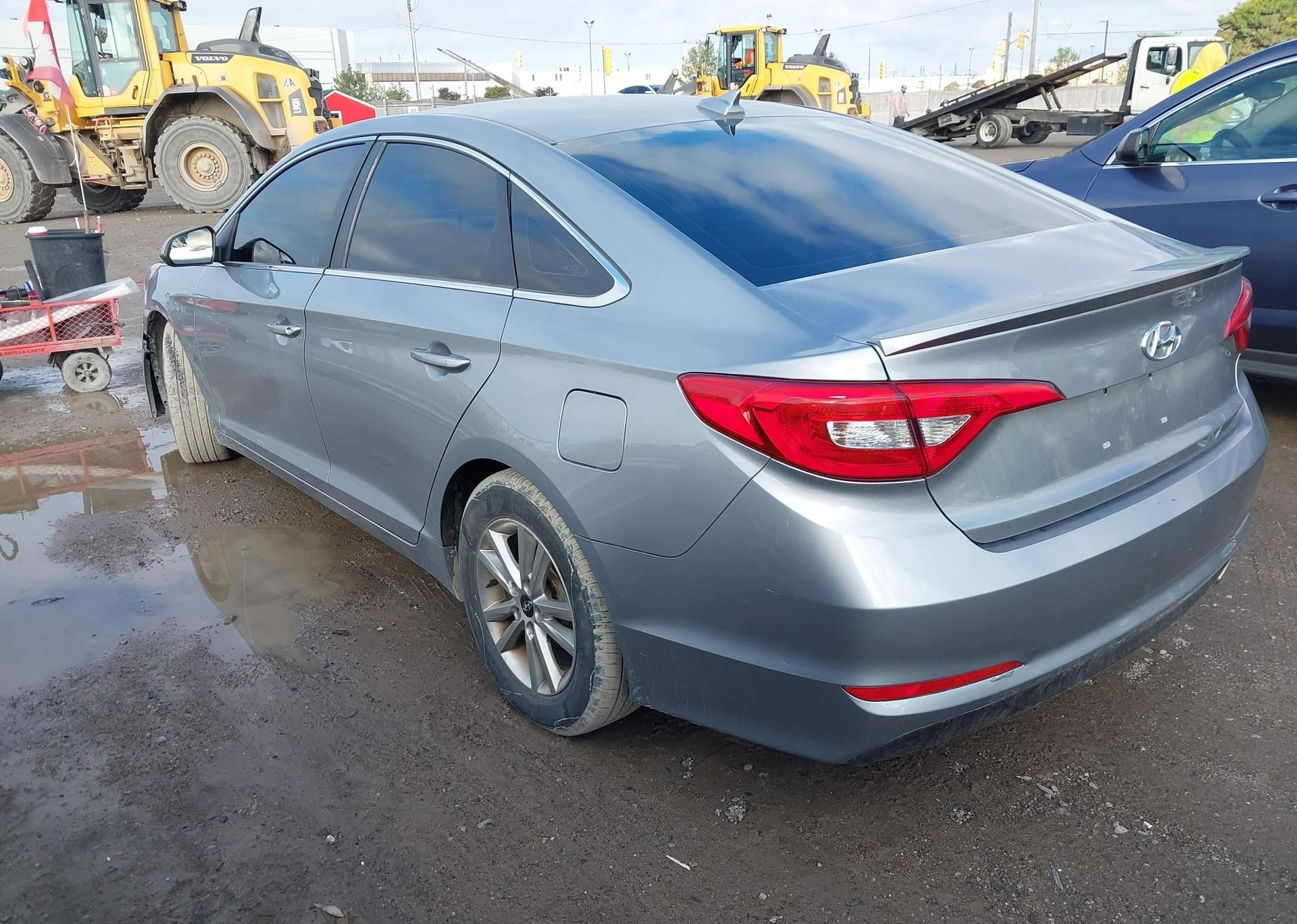 2015 HYUNDAI SONATA
