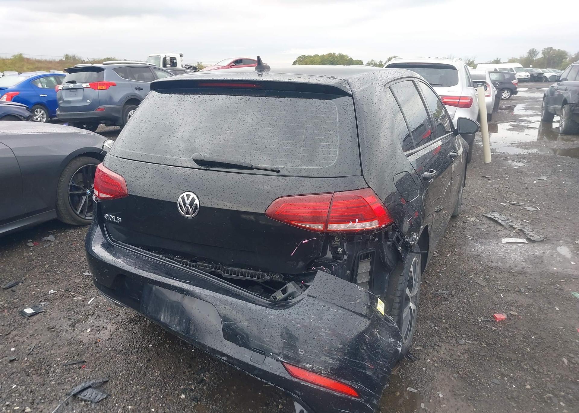 2020 VOLKSWAGEN GOLF