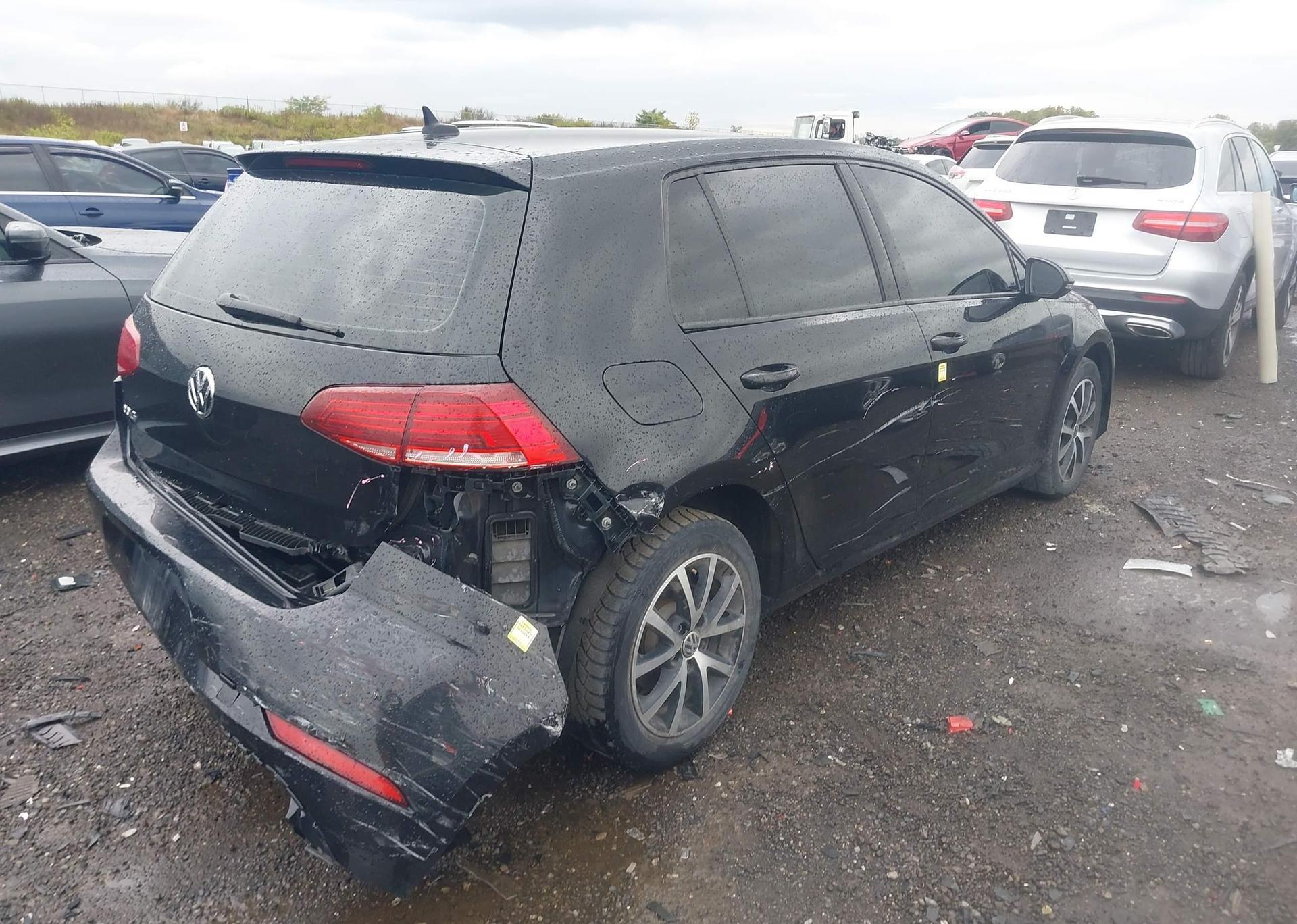 2020 VOLKSWAGEN GOLF