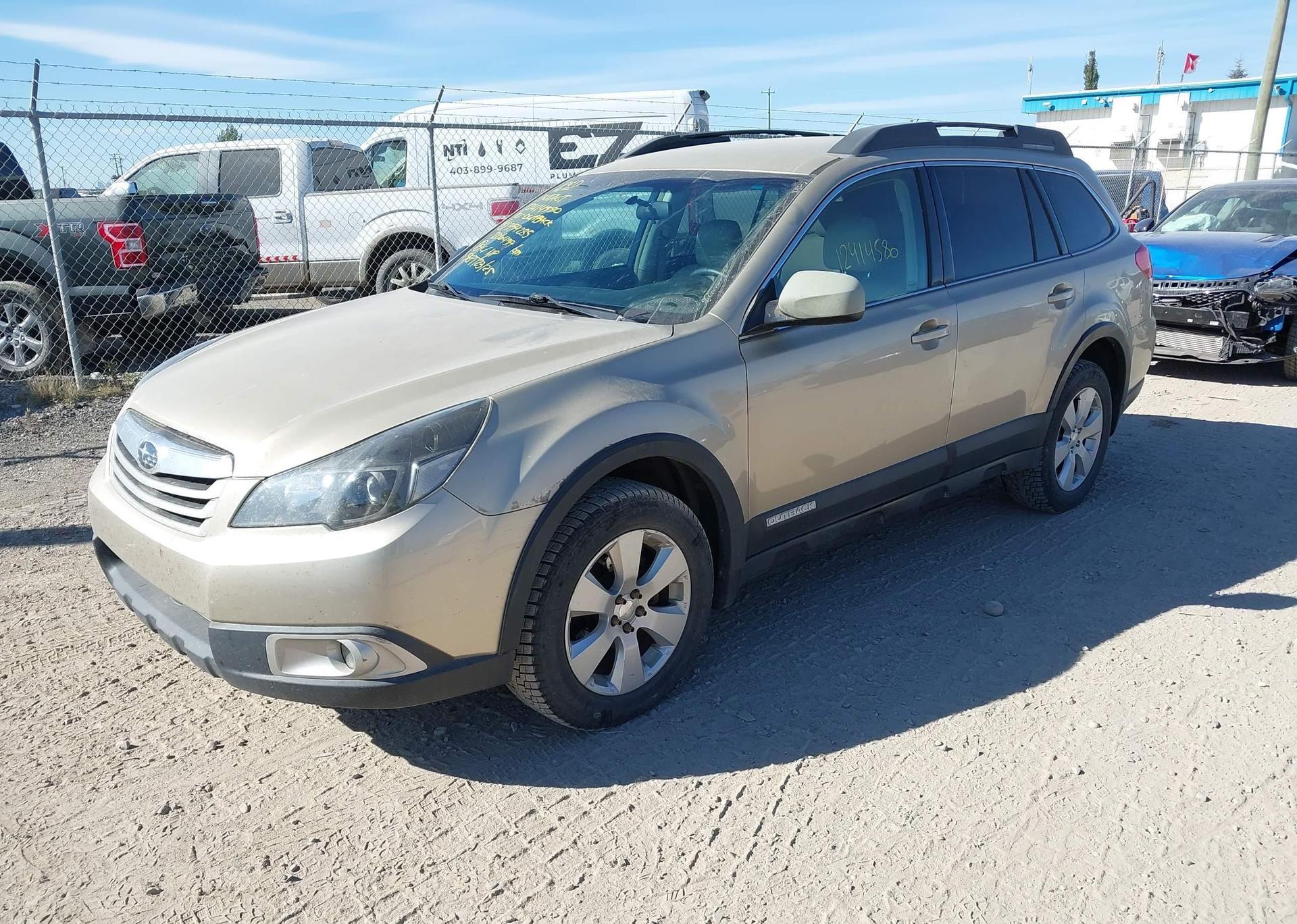 2010 SUBARU OUTBACK 2.5I PREMIUM