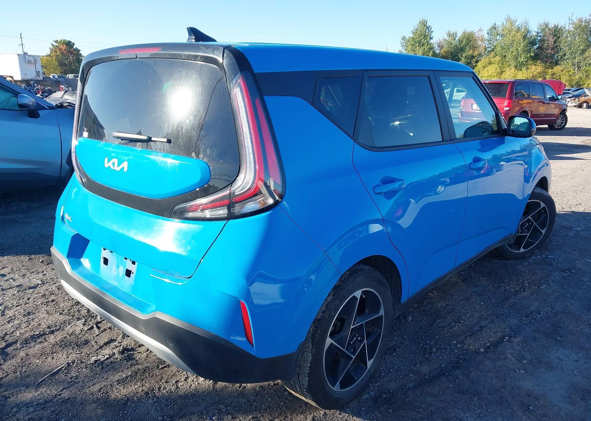 2023 KIA SOUL EX