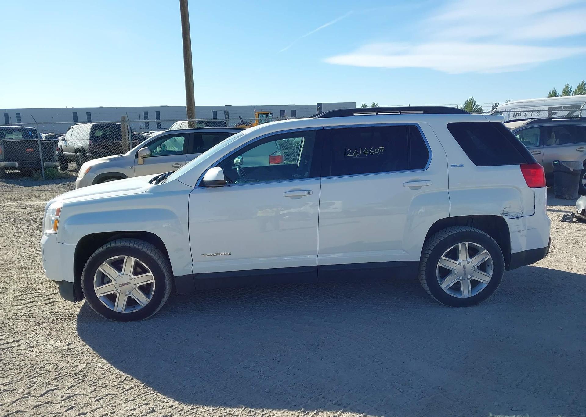 2011 GMC TERRAIN SLE-2