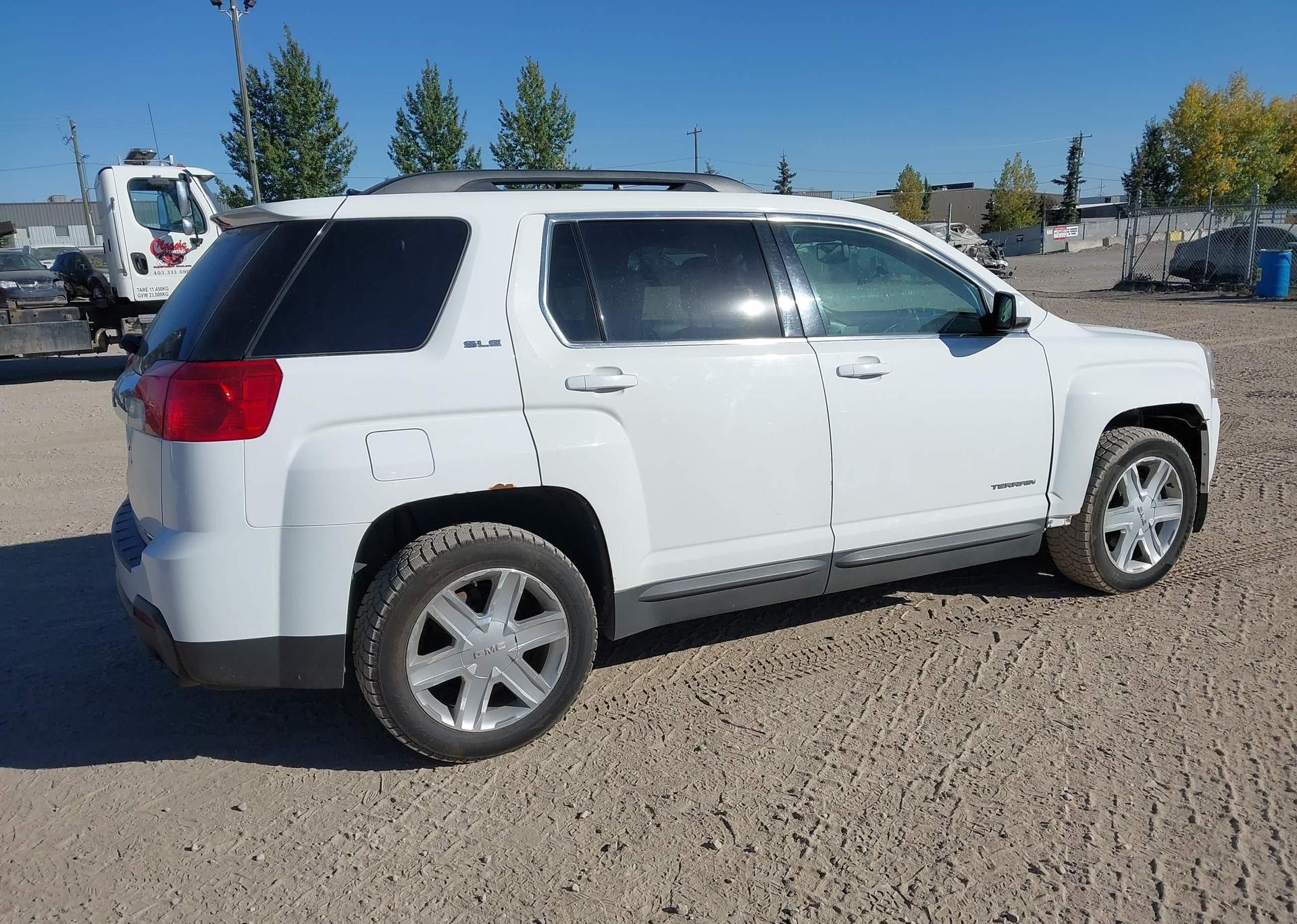 2011 GMC TERRAIN SLE-2
