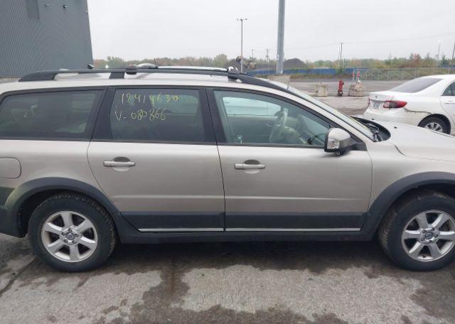 2010 VOLVO XC70 3.2