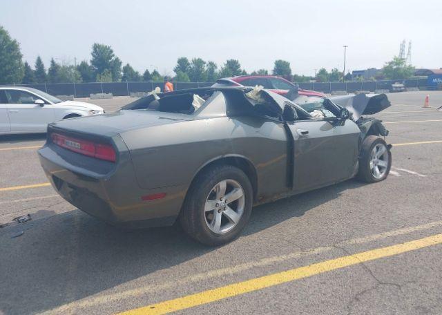 2010 DODGE CHALLENGER SE