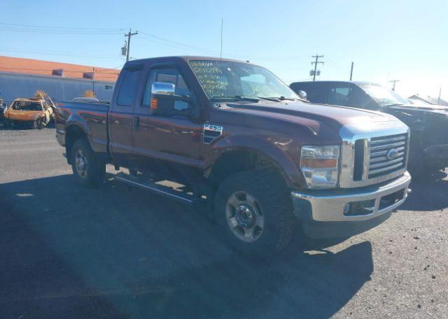 2010 FORD F-250 LARIAT