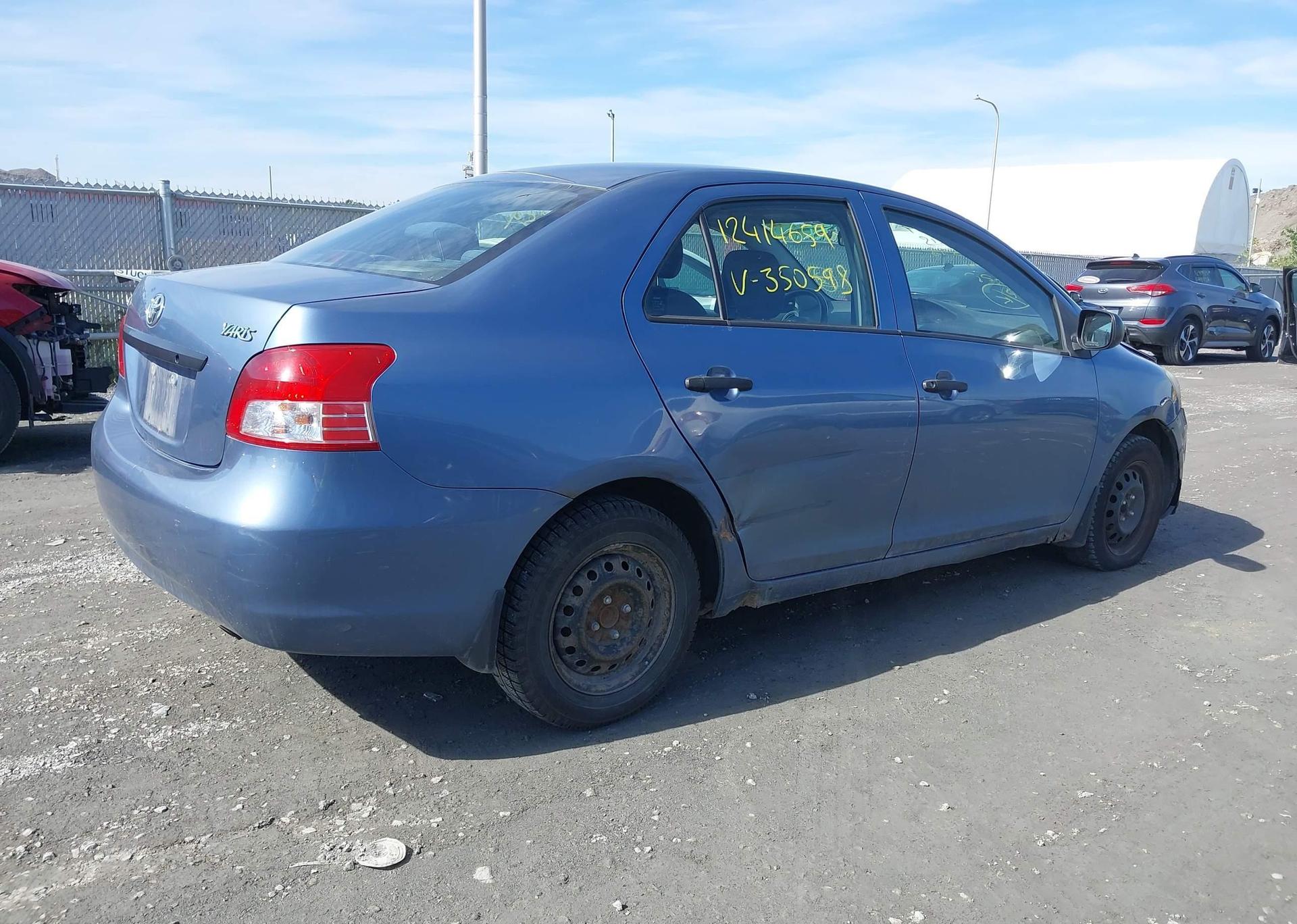 2009 TOYOTA YARIS