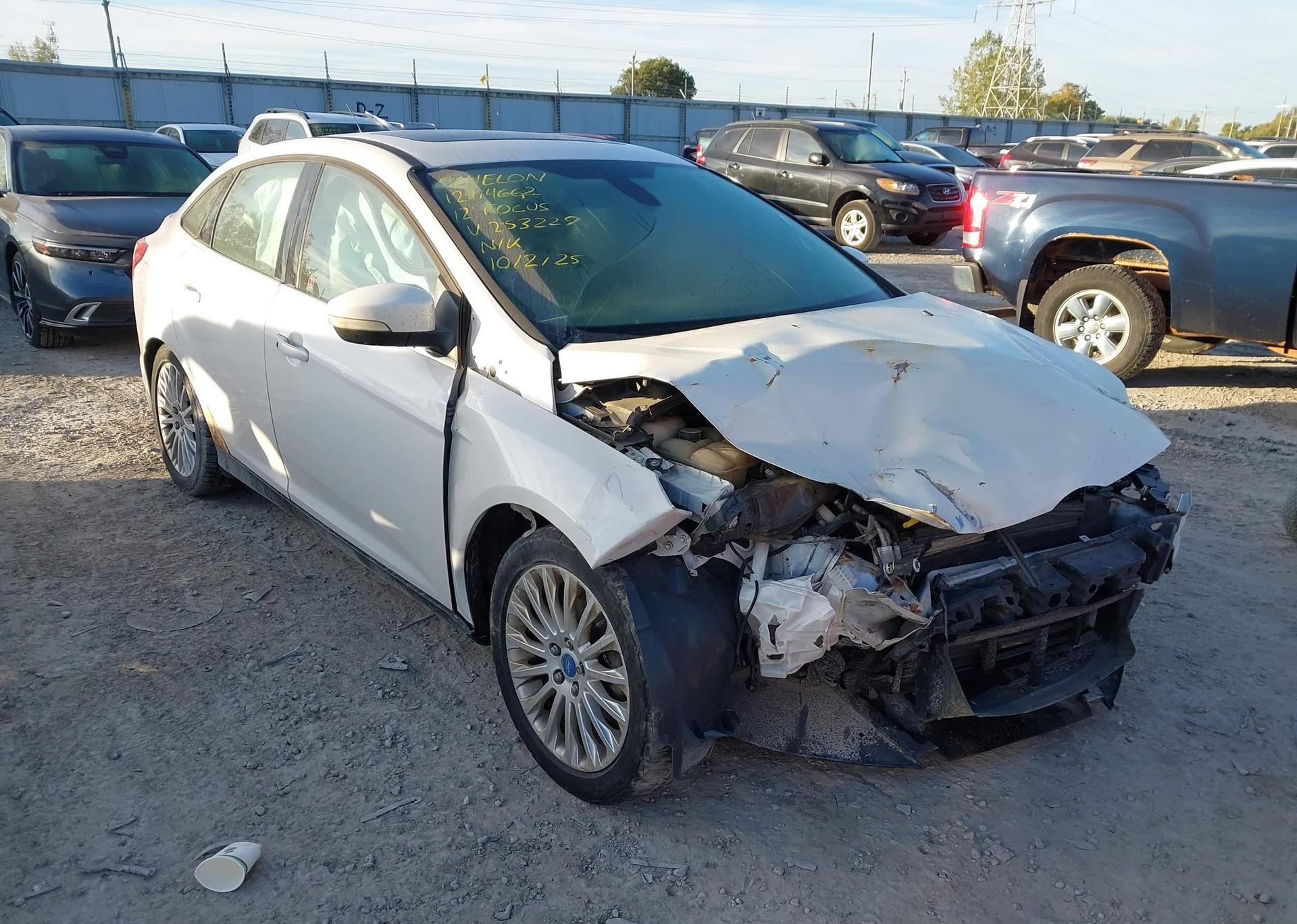 2012 TOYOTA YARIS