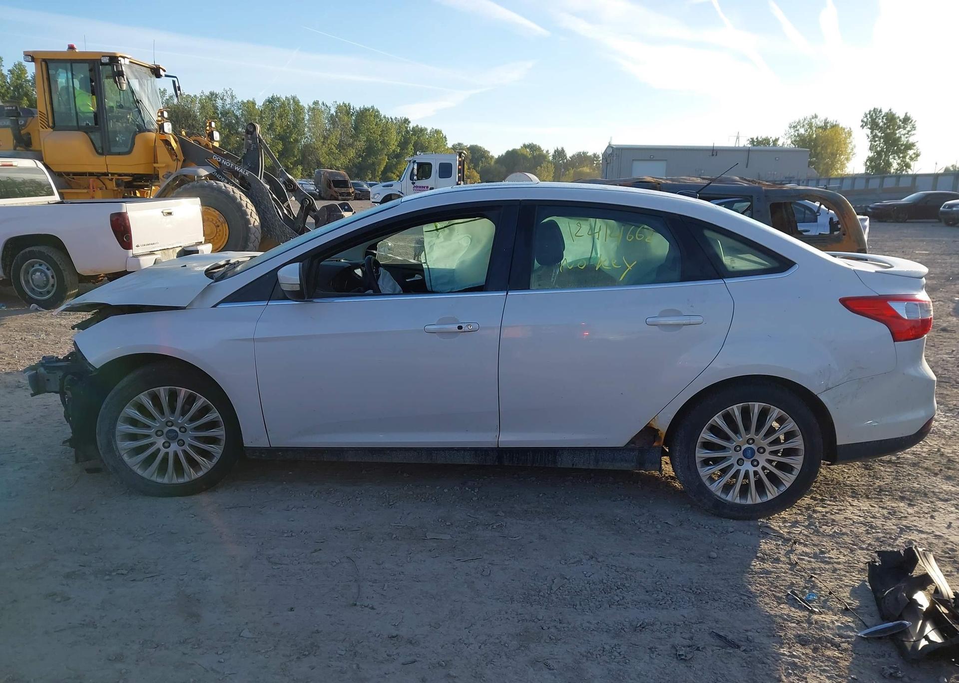 2012 TOYOTA YARIS