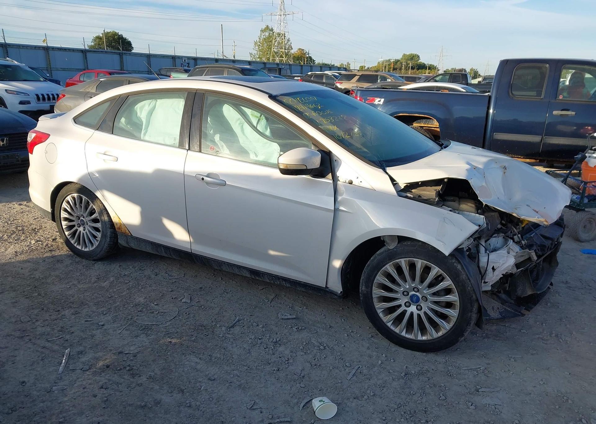 2012 TOYOTA YARIS