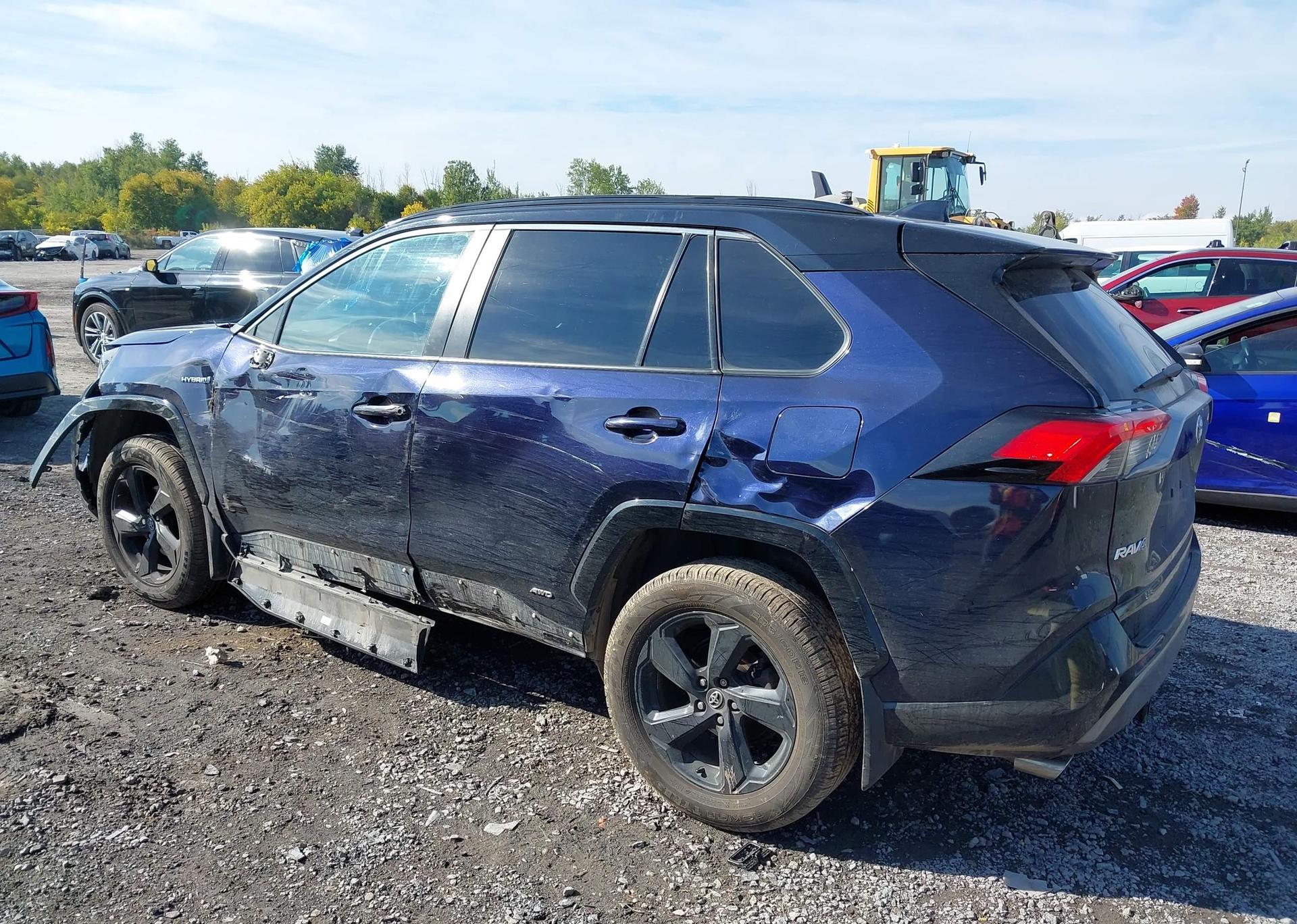 2020 TOYOTA RAV4 HYBRID XLE