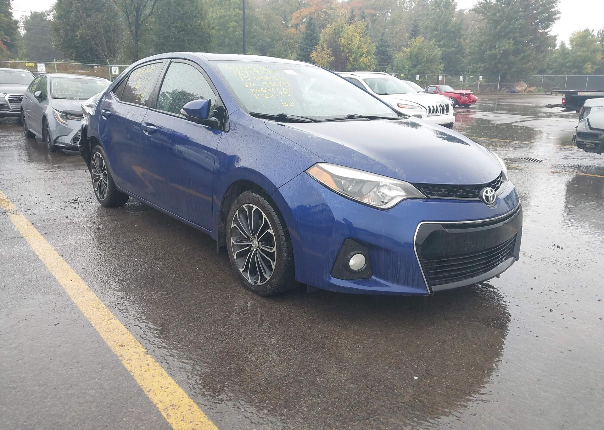 2015 TOYOTA COROLLA S