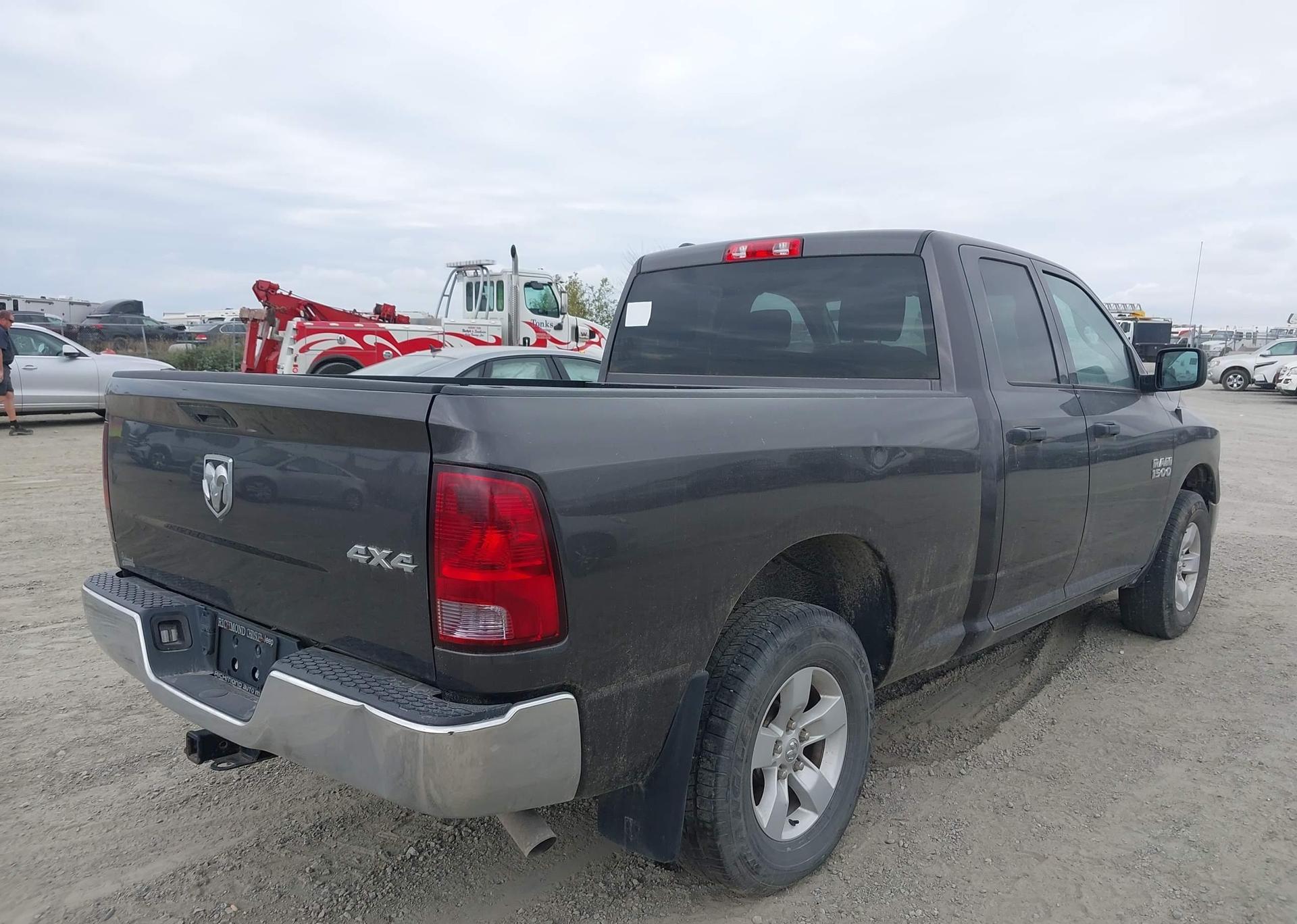 2018 RAM 1500 ST