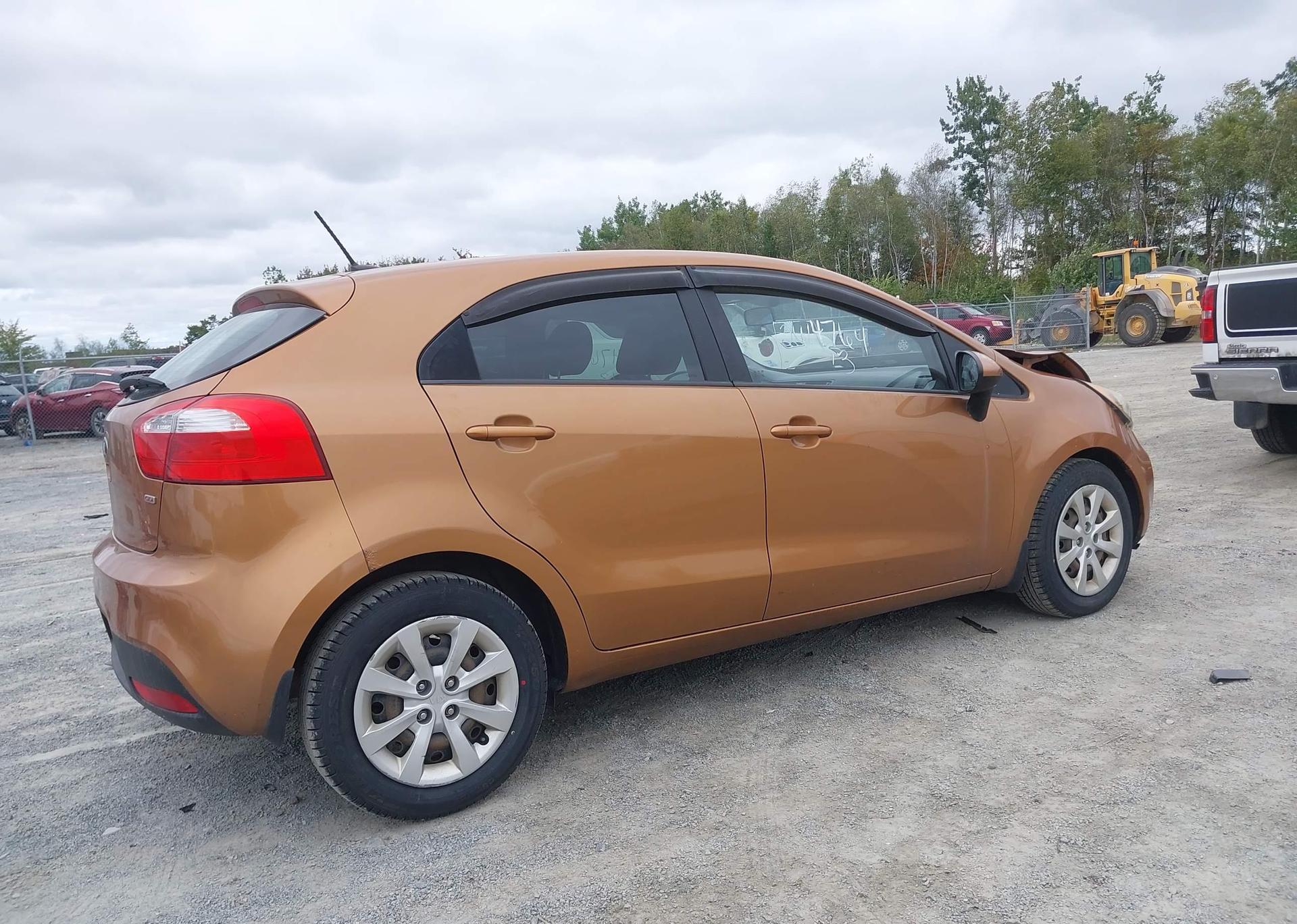 2013 KIA RIO EX