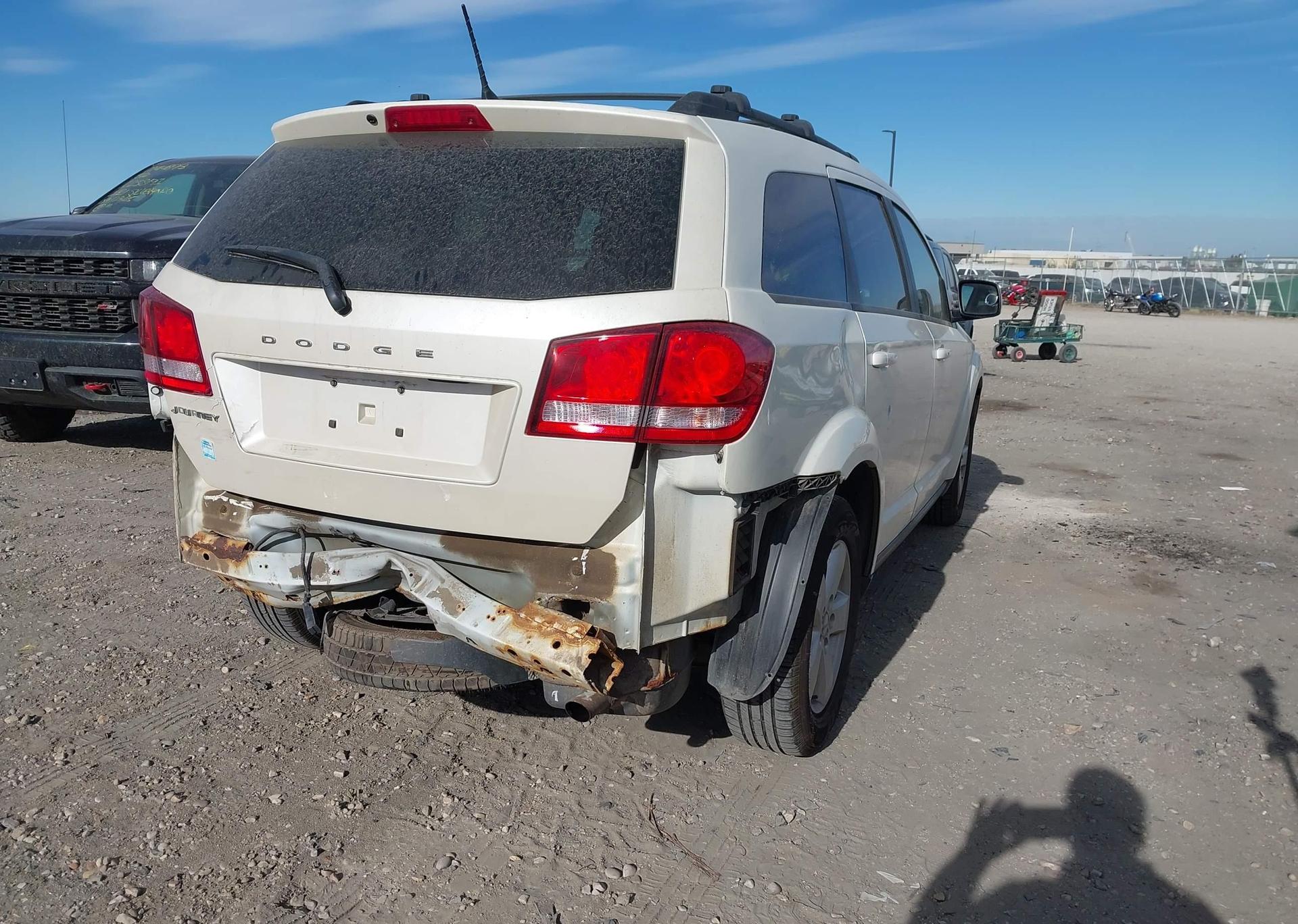 2013 DODGE JOURNEY SE