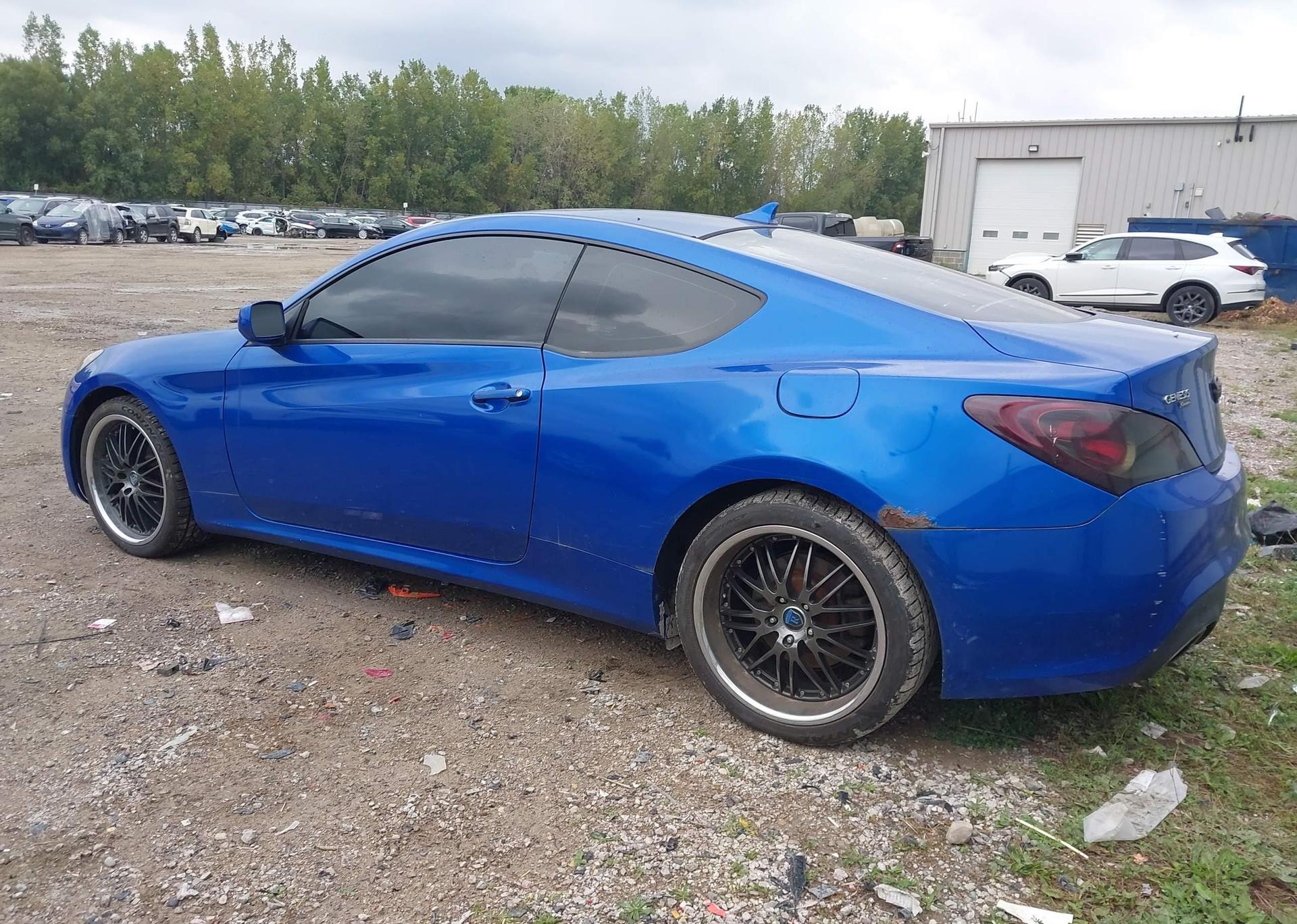 2010 HYUNDAI GENESIS