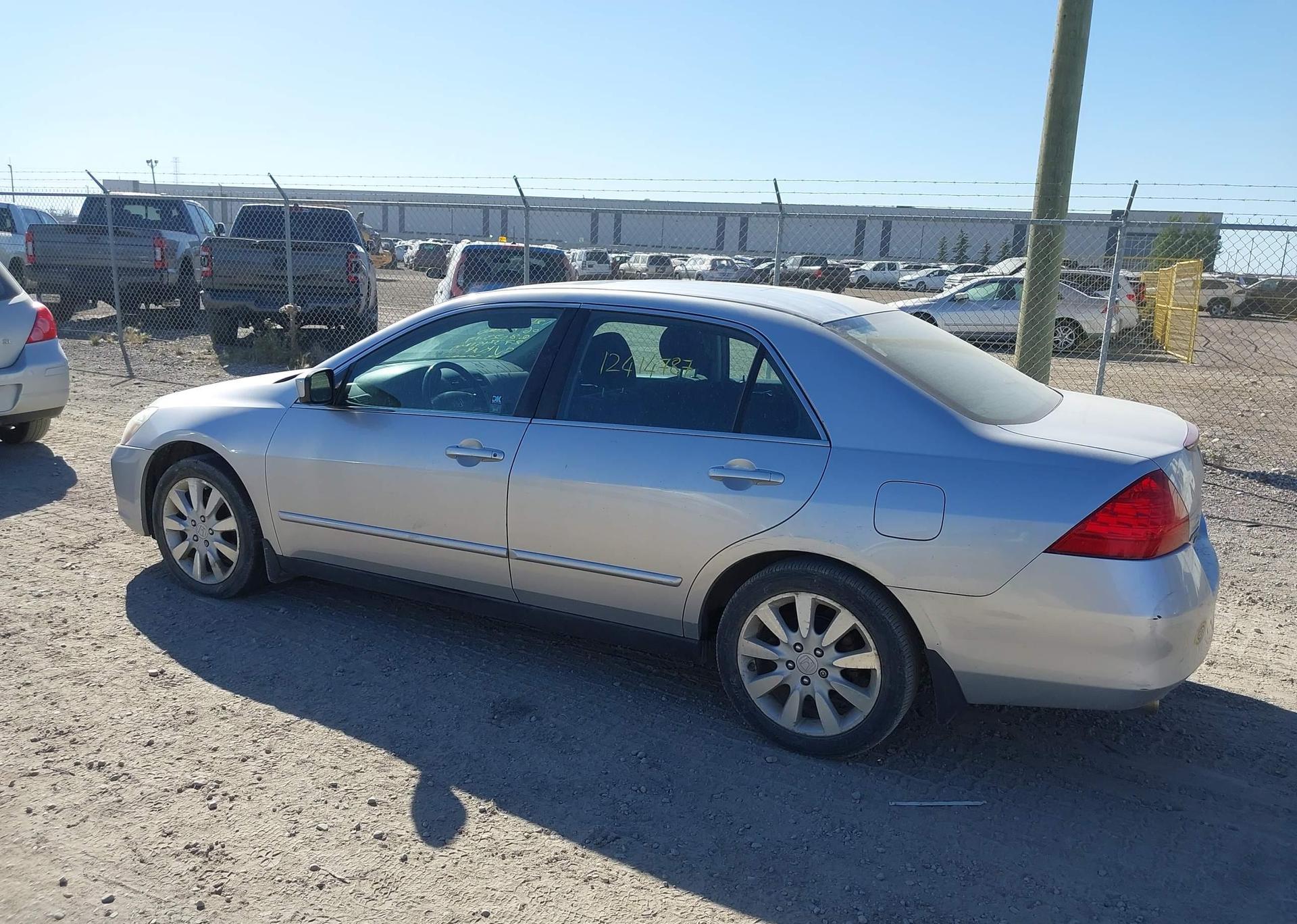 2006 HONDA ACCORD LX