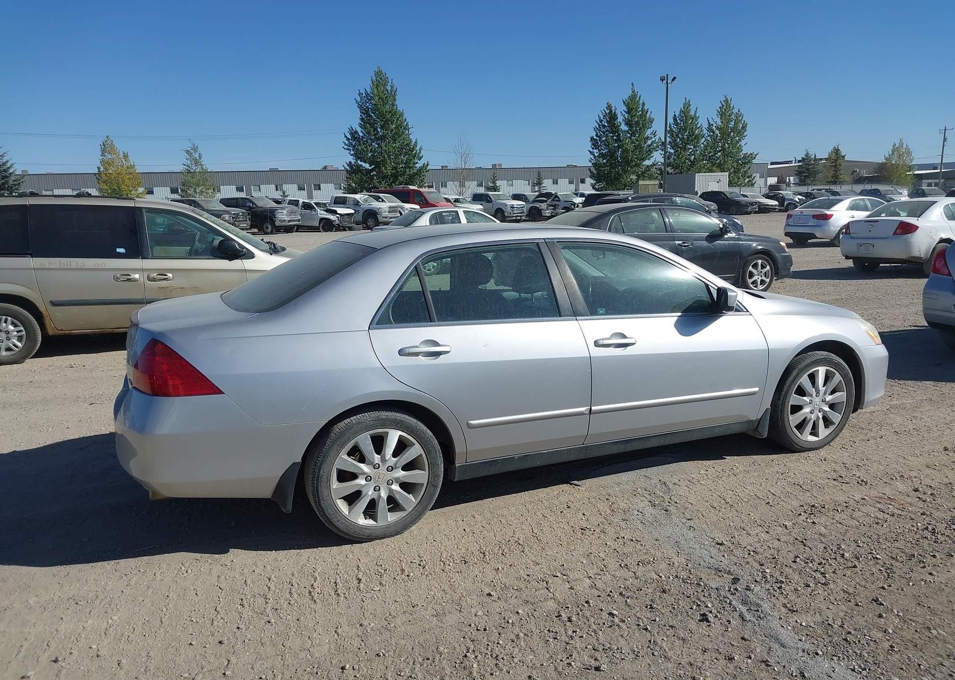 2006 HONDA ACCORD LX