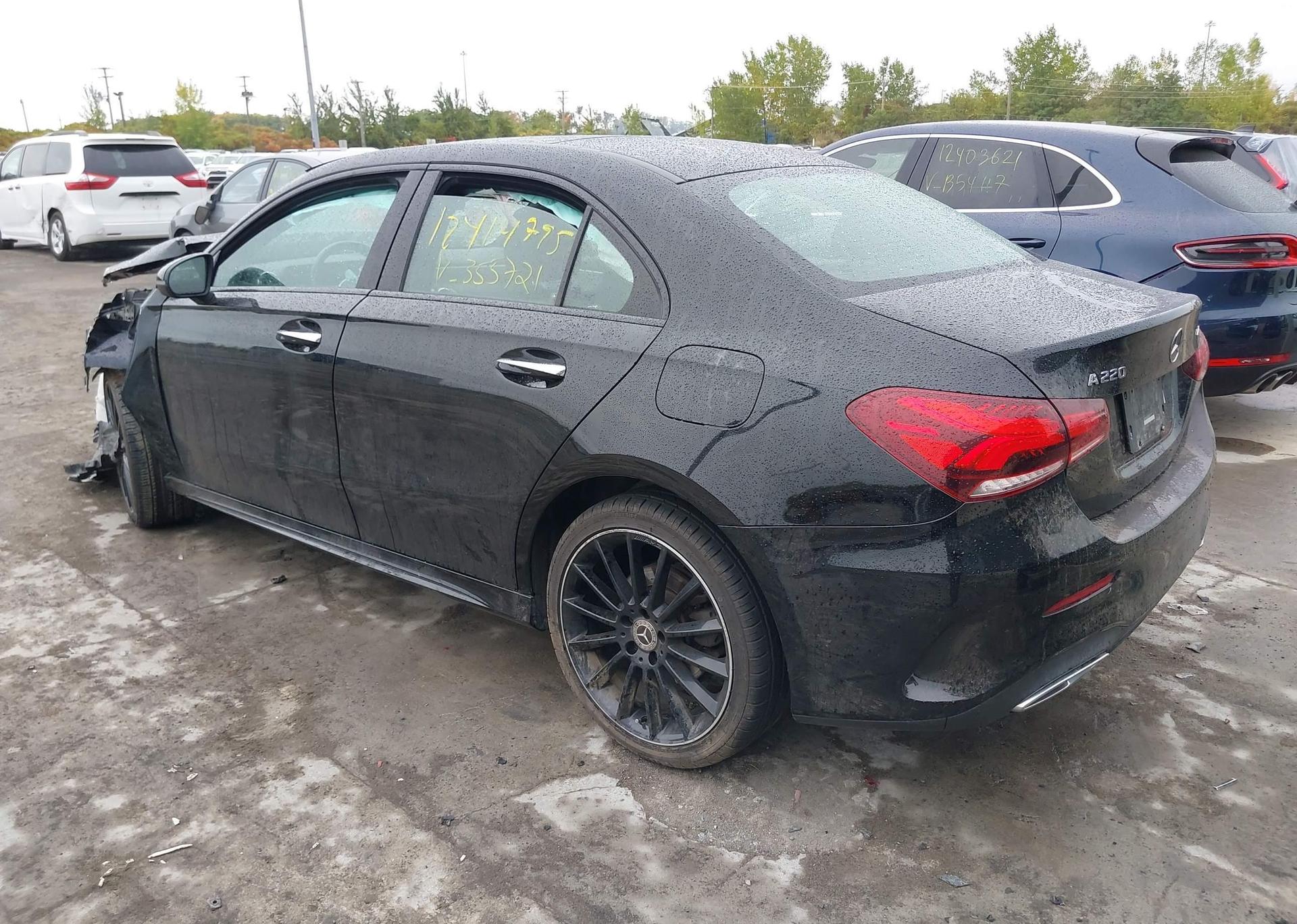 2022 MERCEDES-BENZ A 220 4MATIC