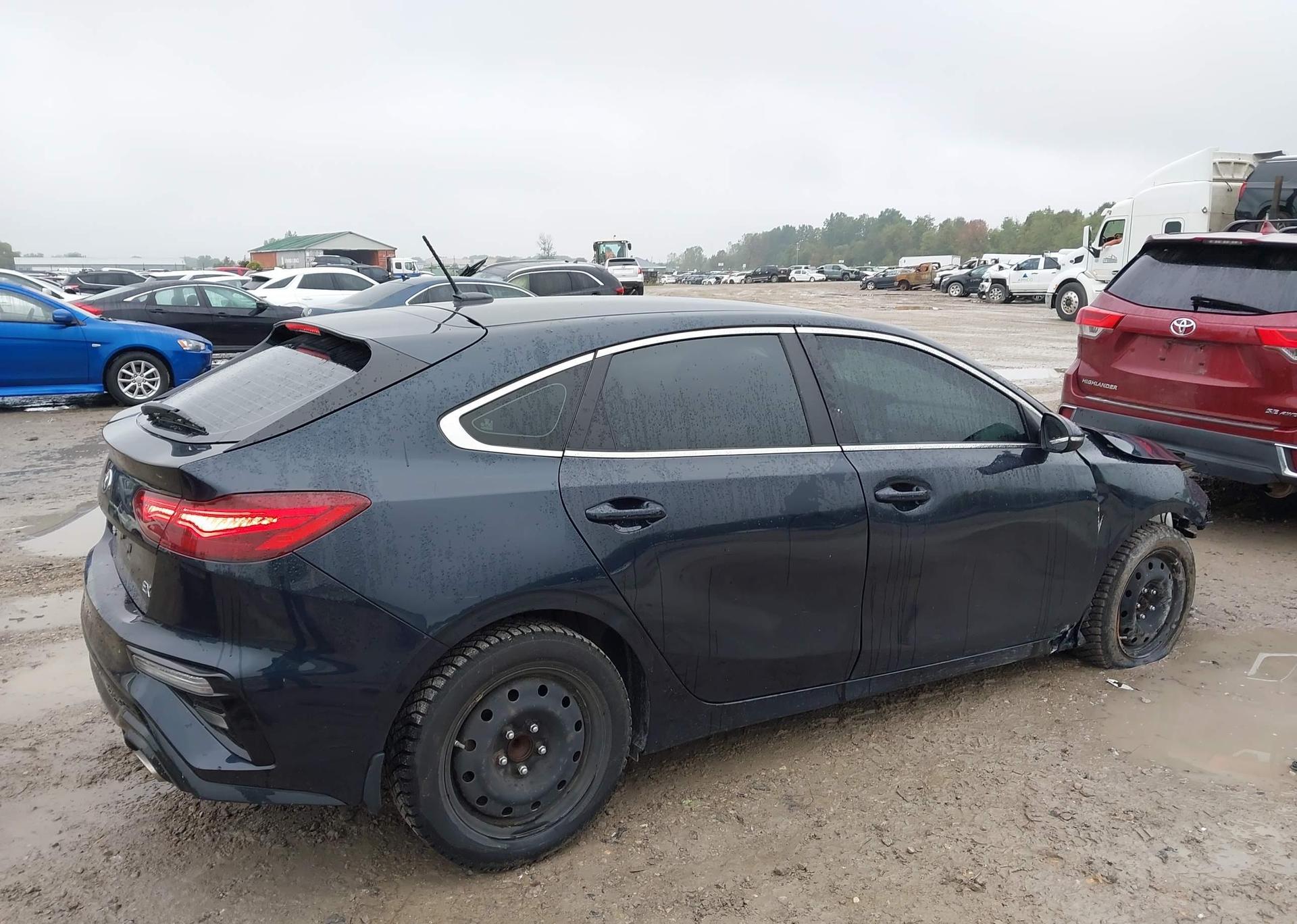 2021 KIA FORTE5 EX