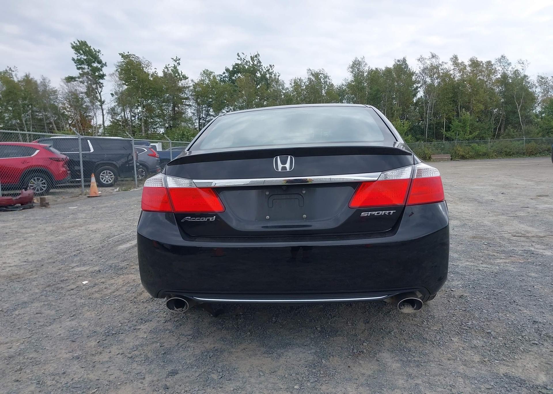 2015 HONDA ACCORD SPORT