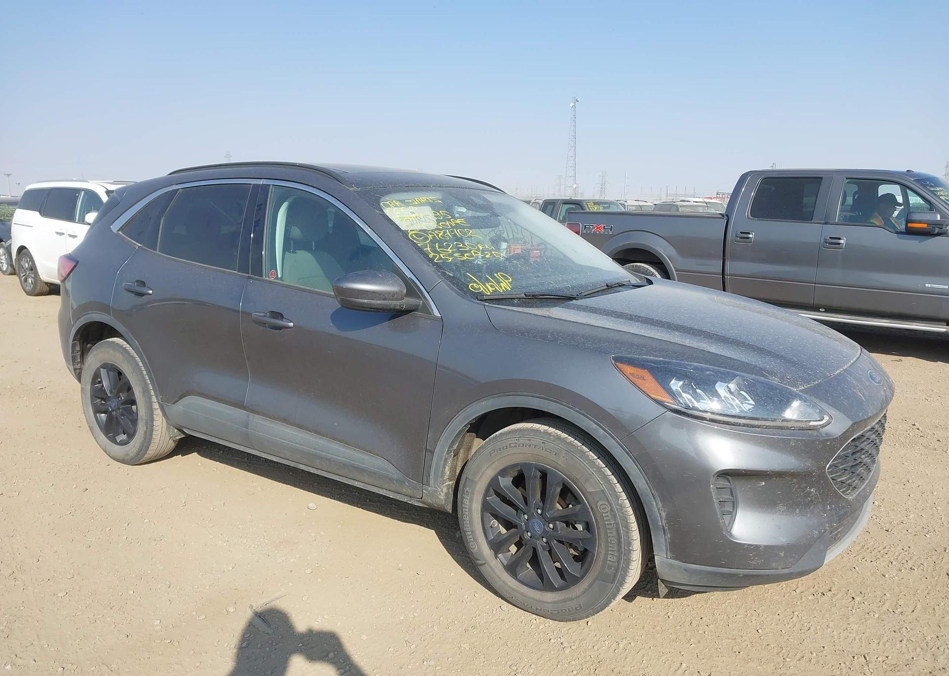 2021 FORD ESCAPE SE