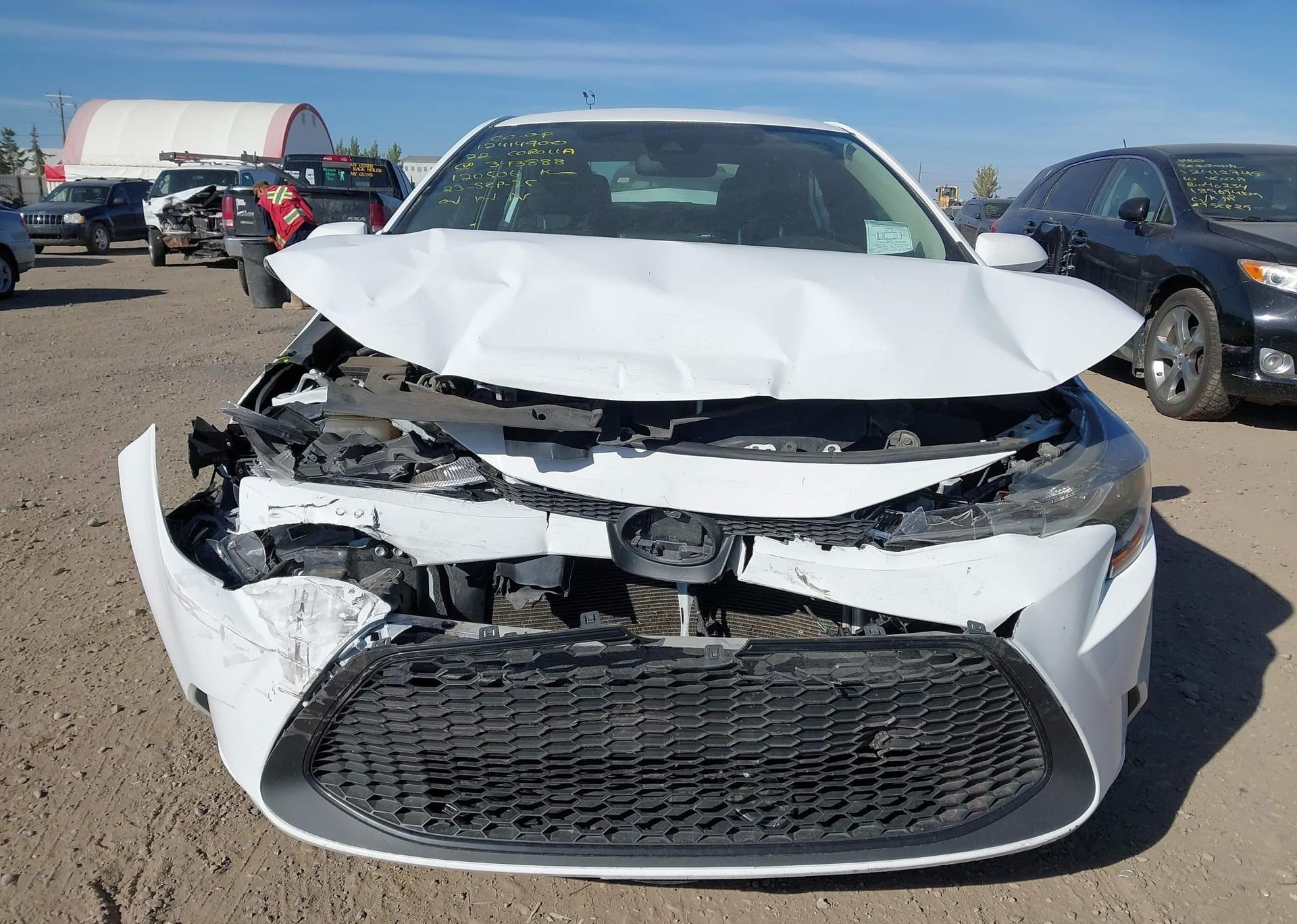 2022 TOYOTA COROLLA LE