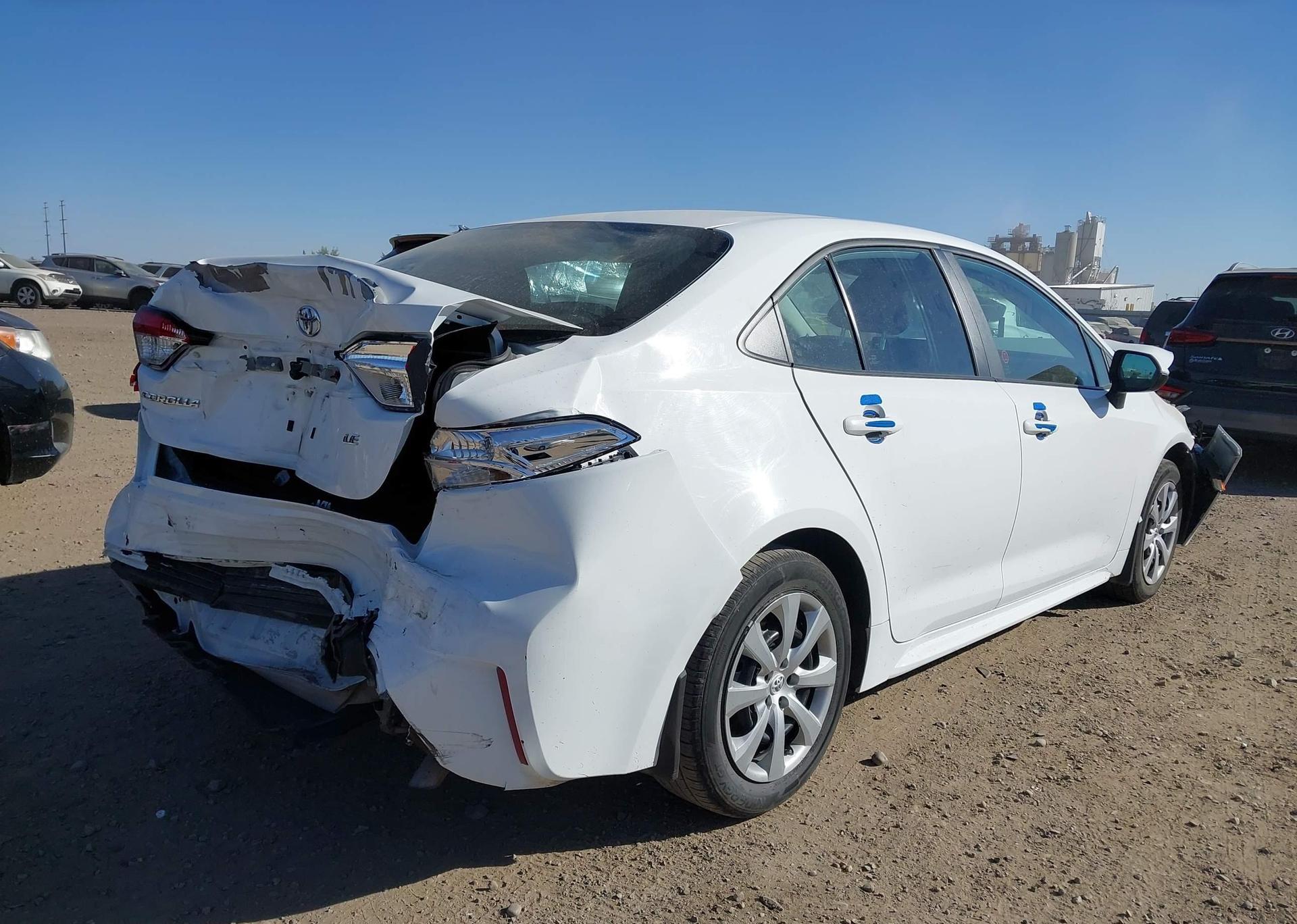 2022 TOYOTA COROLLA LE