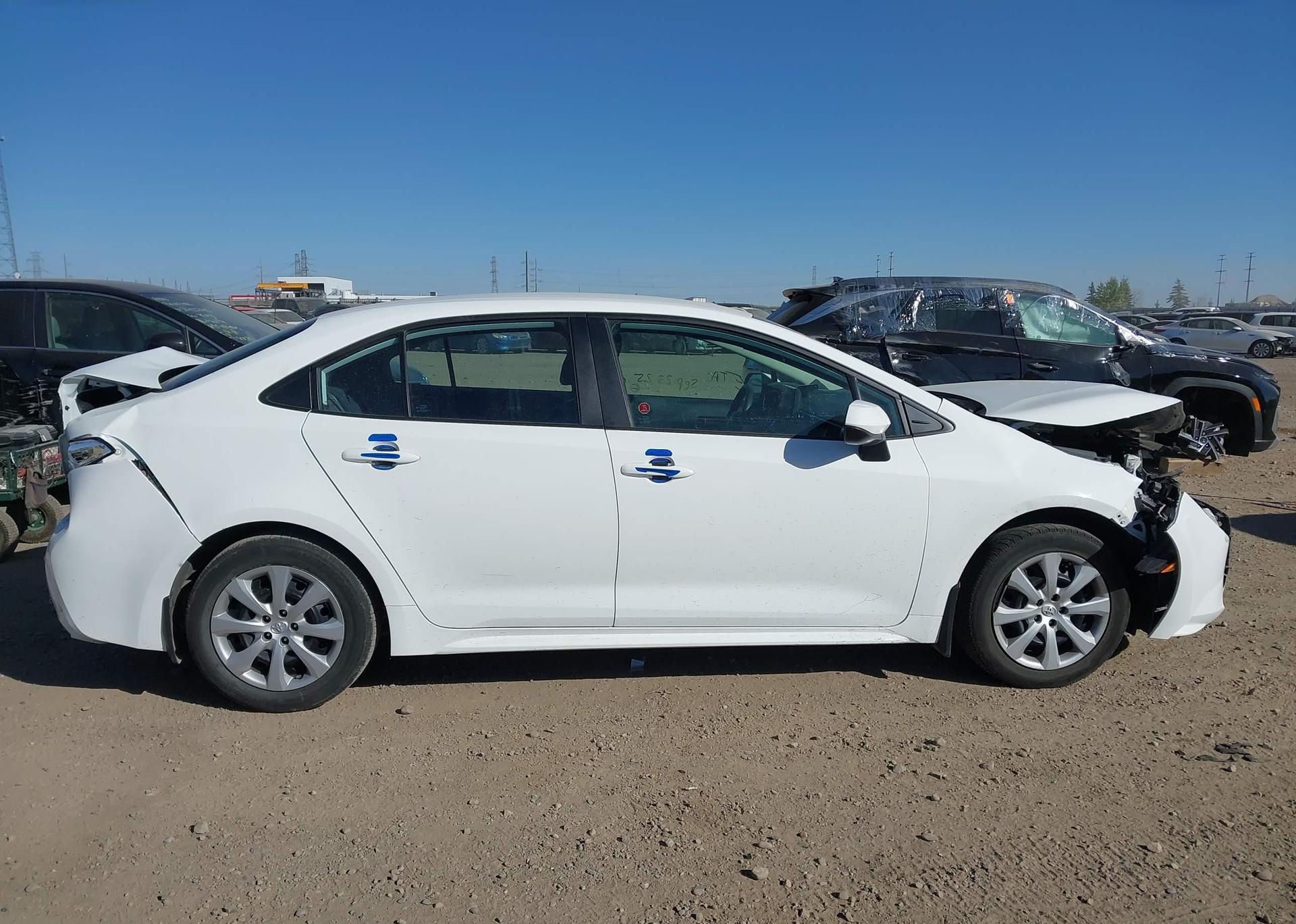 2022 TOYOTA COROLLA LE