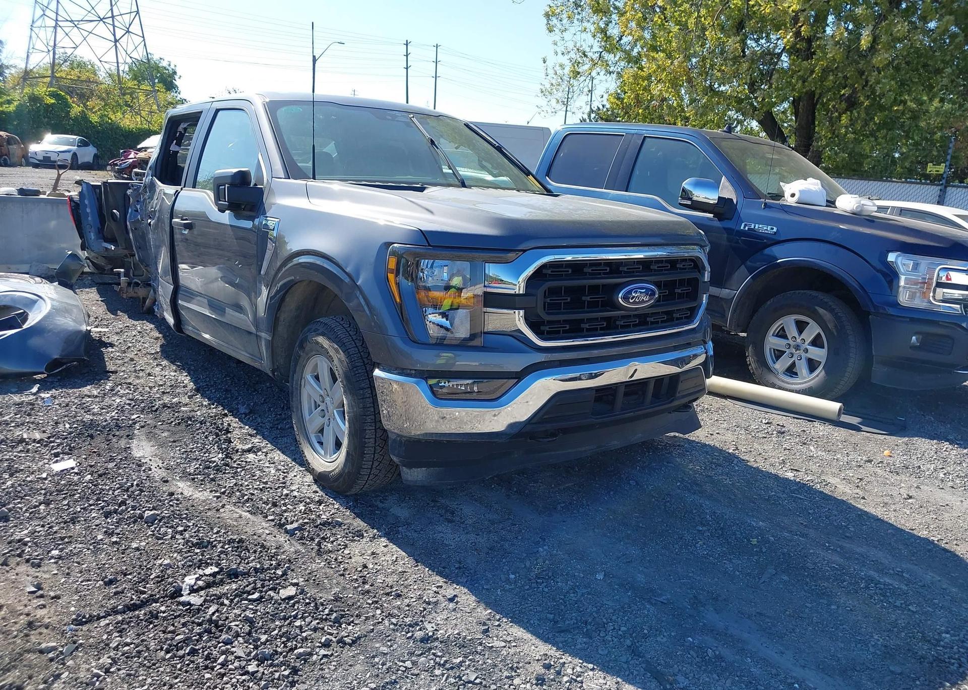 2023 FORD F-150 XLT