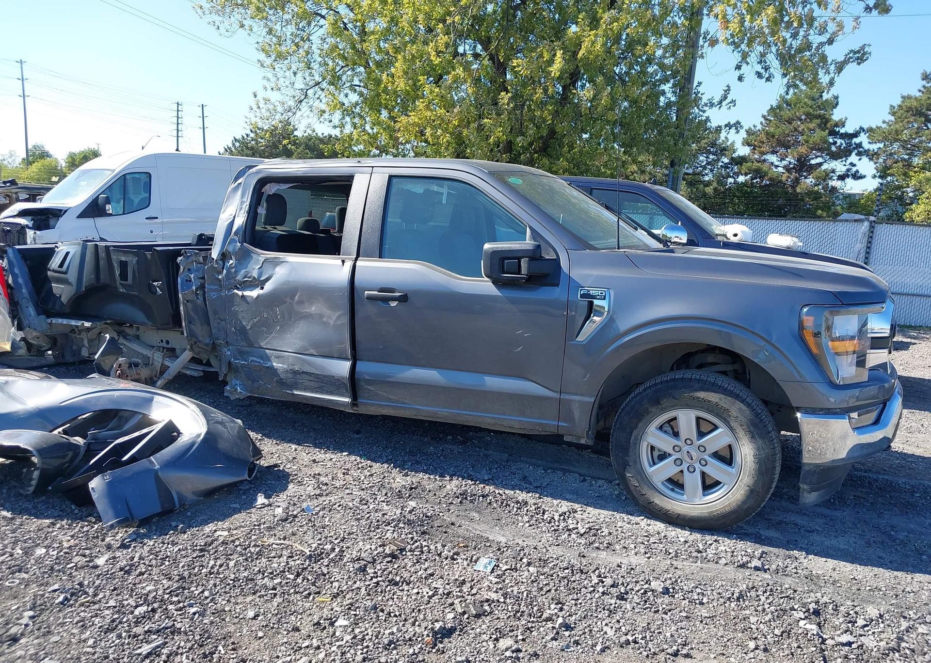 2023 FORD F-150 XLT