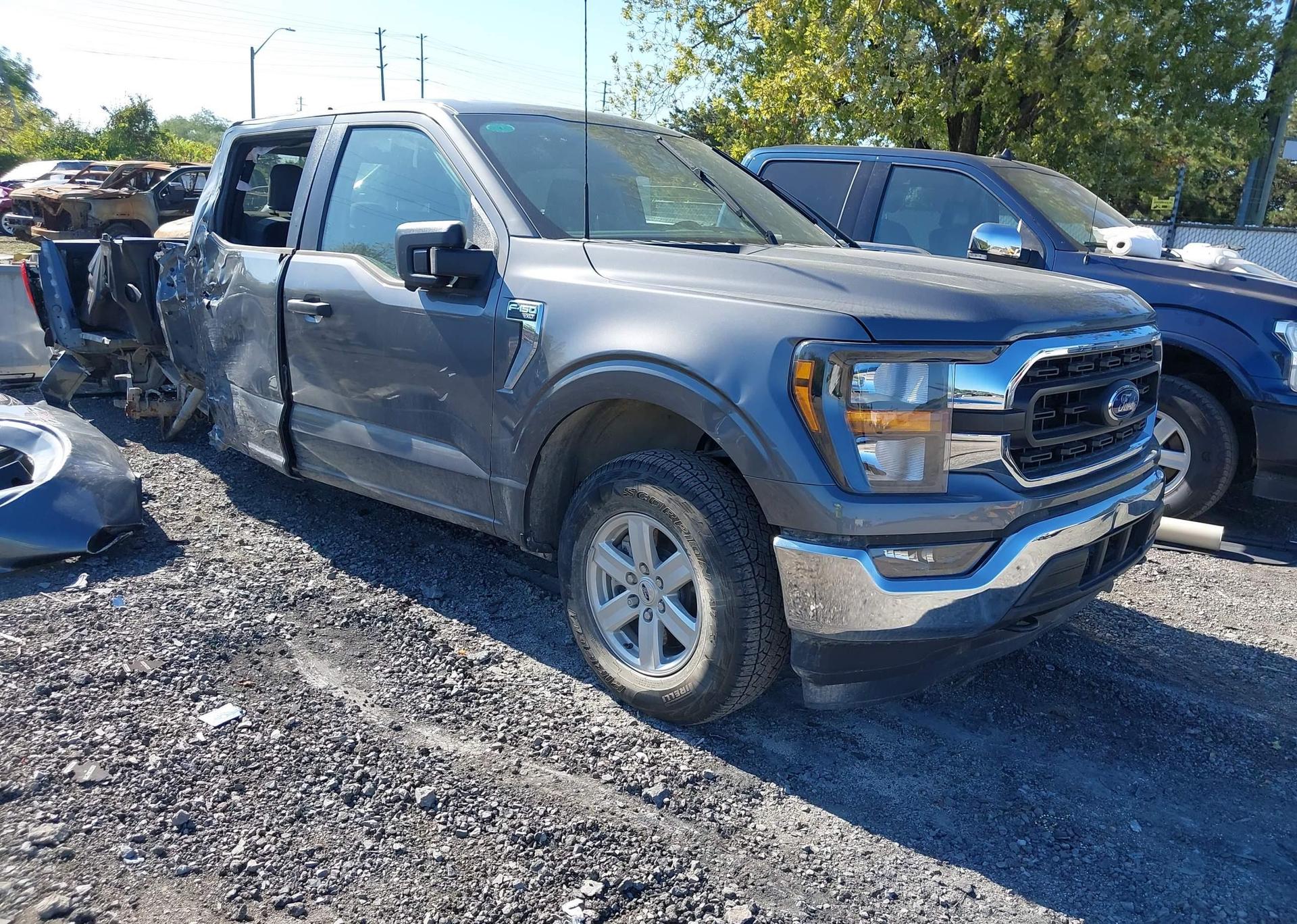 2023 FORD F-150 XLT
