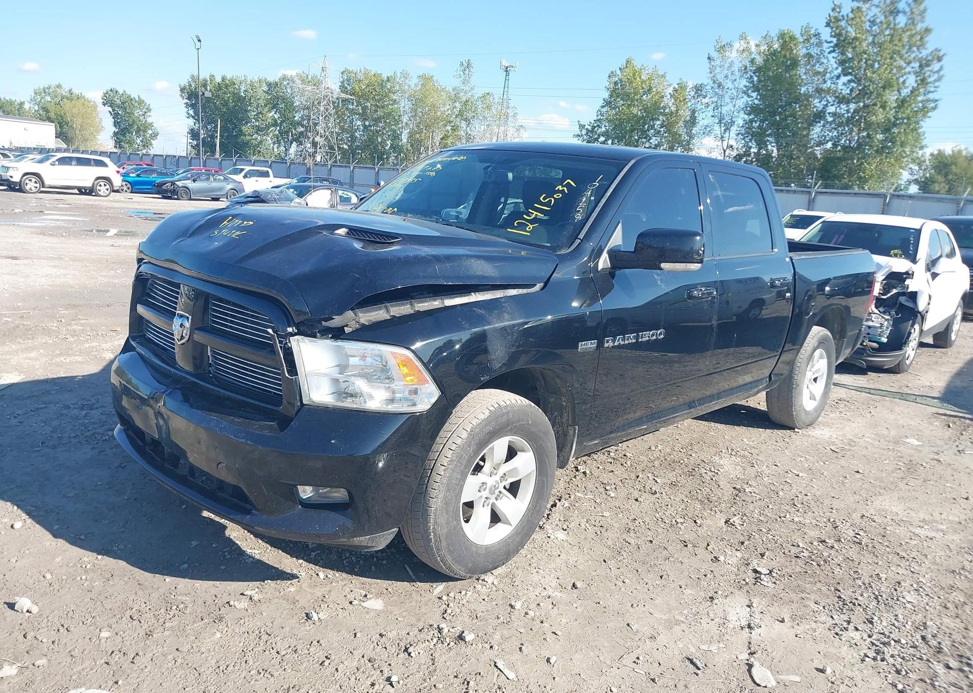 2012 RAM 1500 SPORT