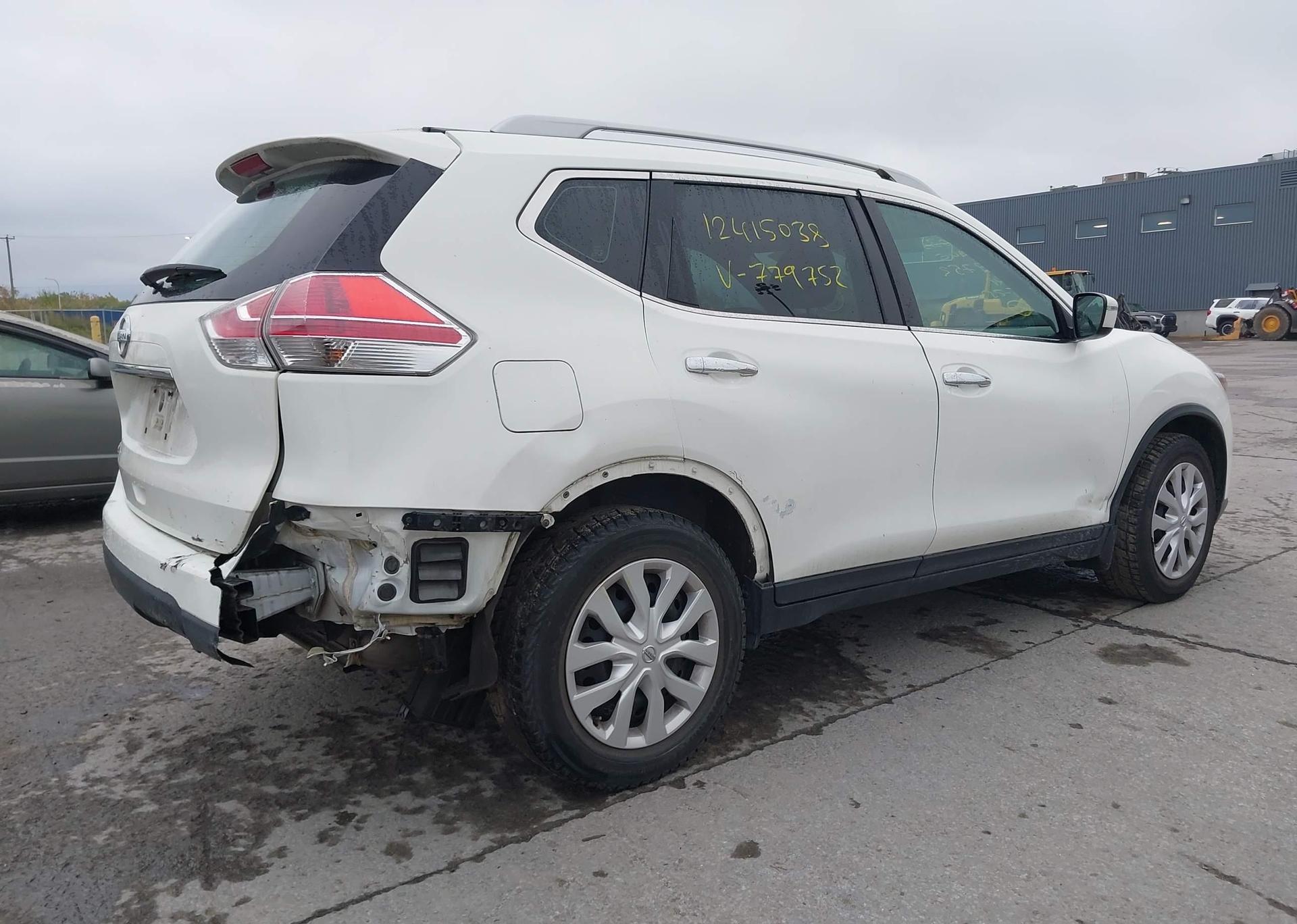 2016 NISSAN ROGUE S