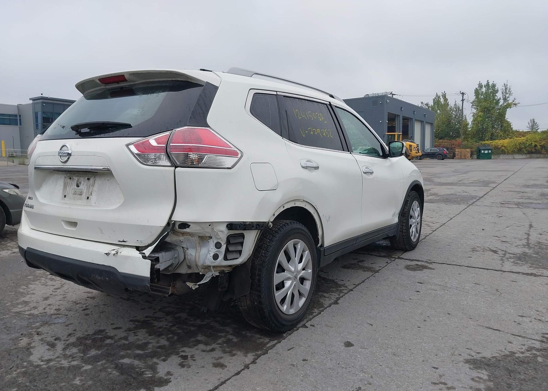 2016 NISSAN ROGUE S