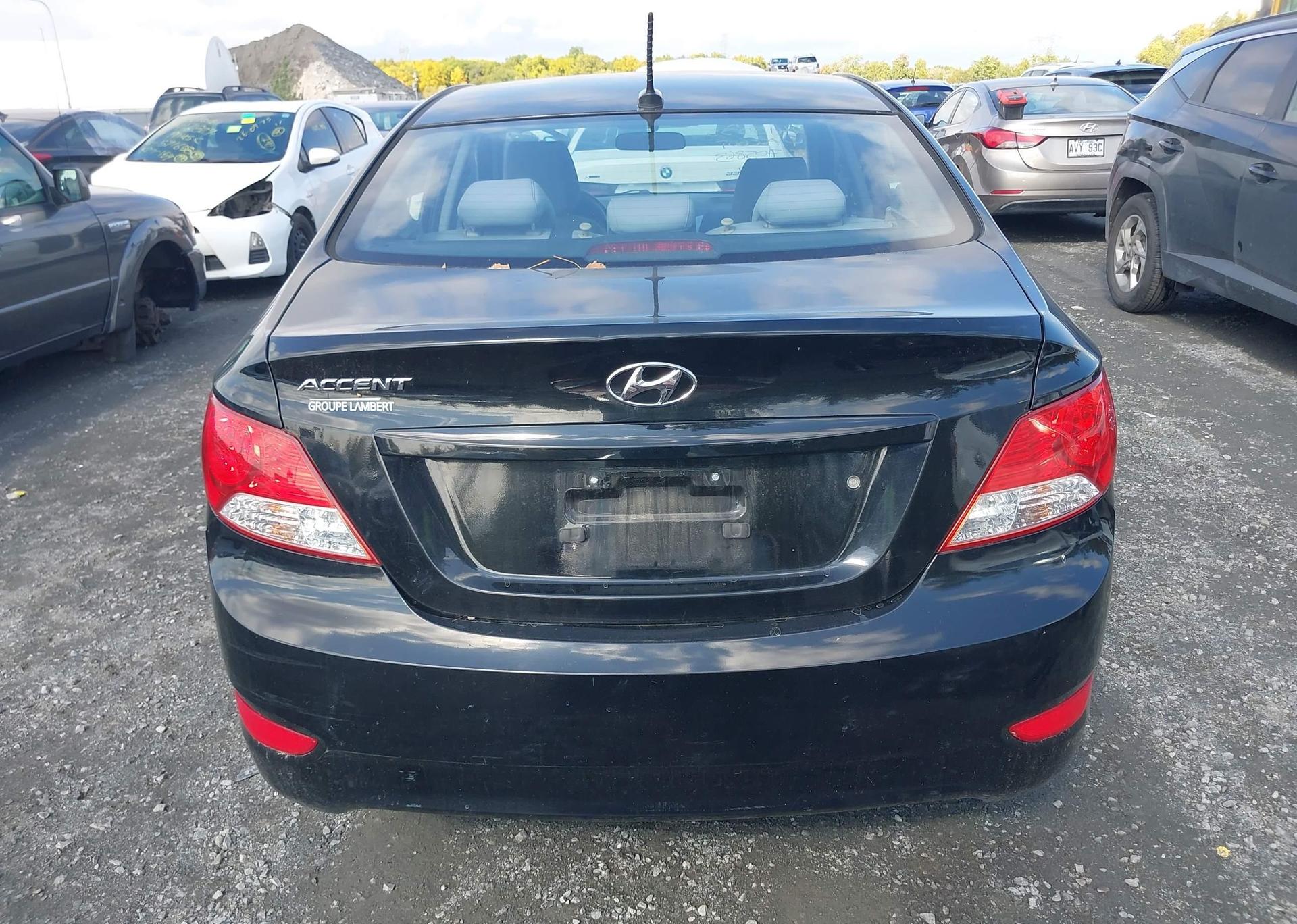 2014 HYUNDAI ACCENT