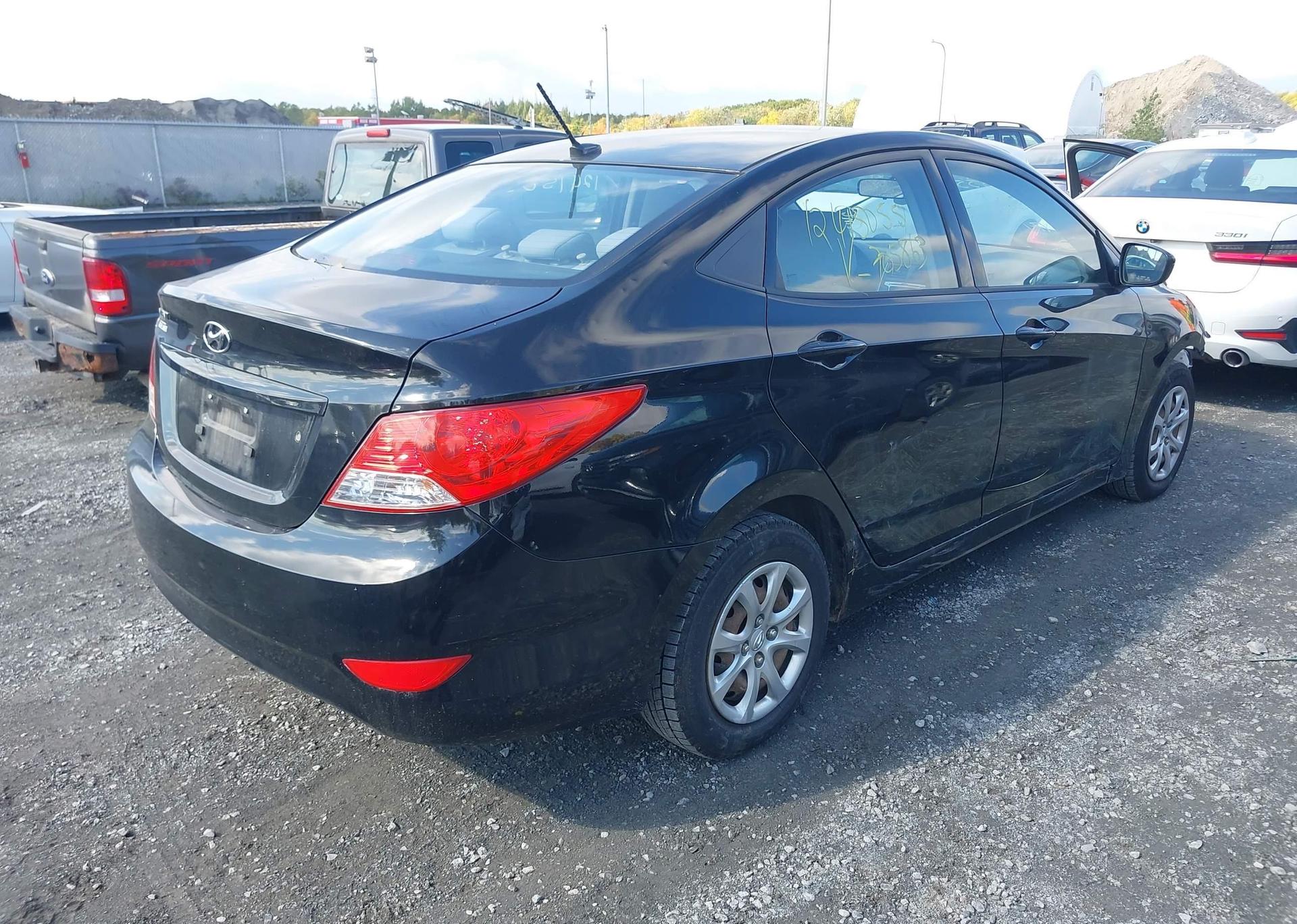 2014 HYUNDAI ACCENT