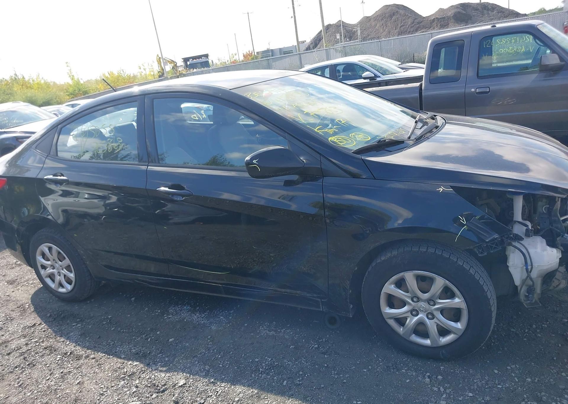 2014 HYUNDAI ACCENT