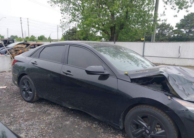 2022 HYUNDAI ELANTRA PREFERRED IVT WITH SUN AND TECH PACKAGE