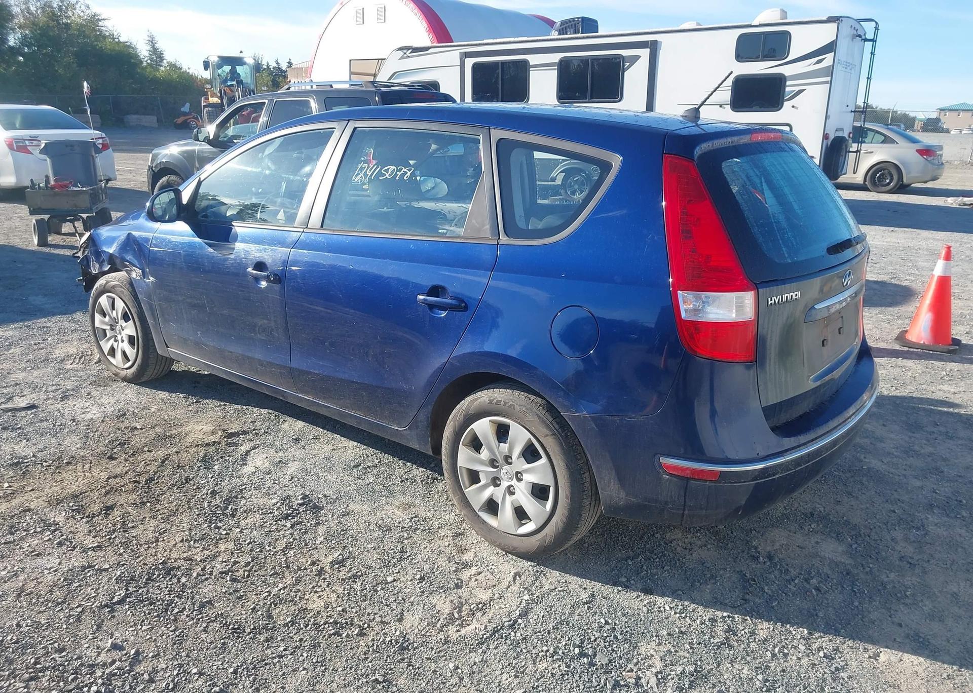 2011 HYUNDAI ELANTRA TOURING GL